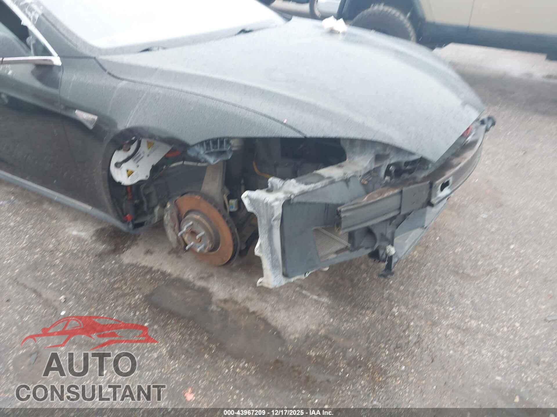 TESLA MODEL S 2013 - 5YJSA1CPXDFP06646