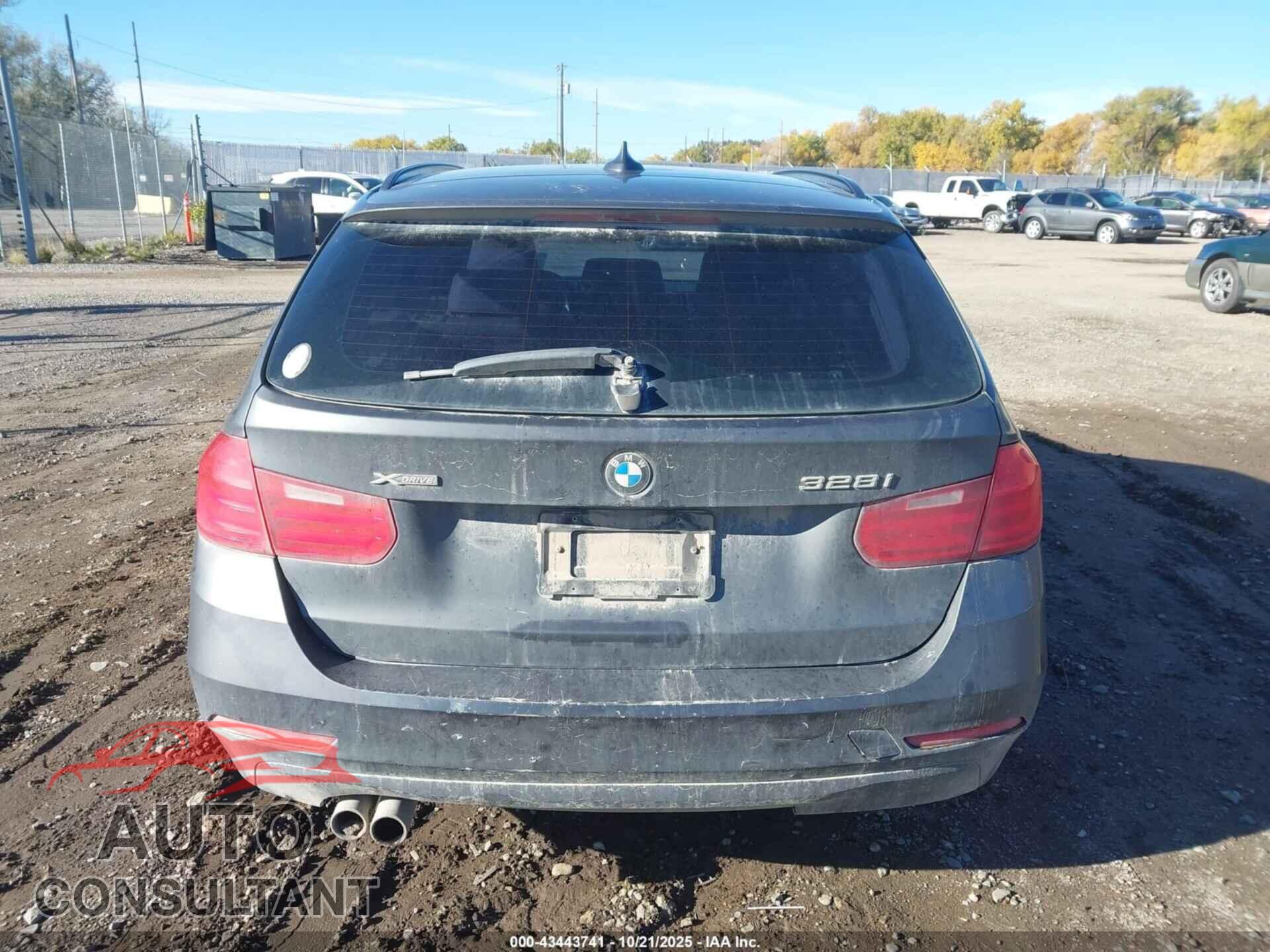 BMW 328I 2014 - WBA3G7C52EF186165