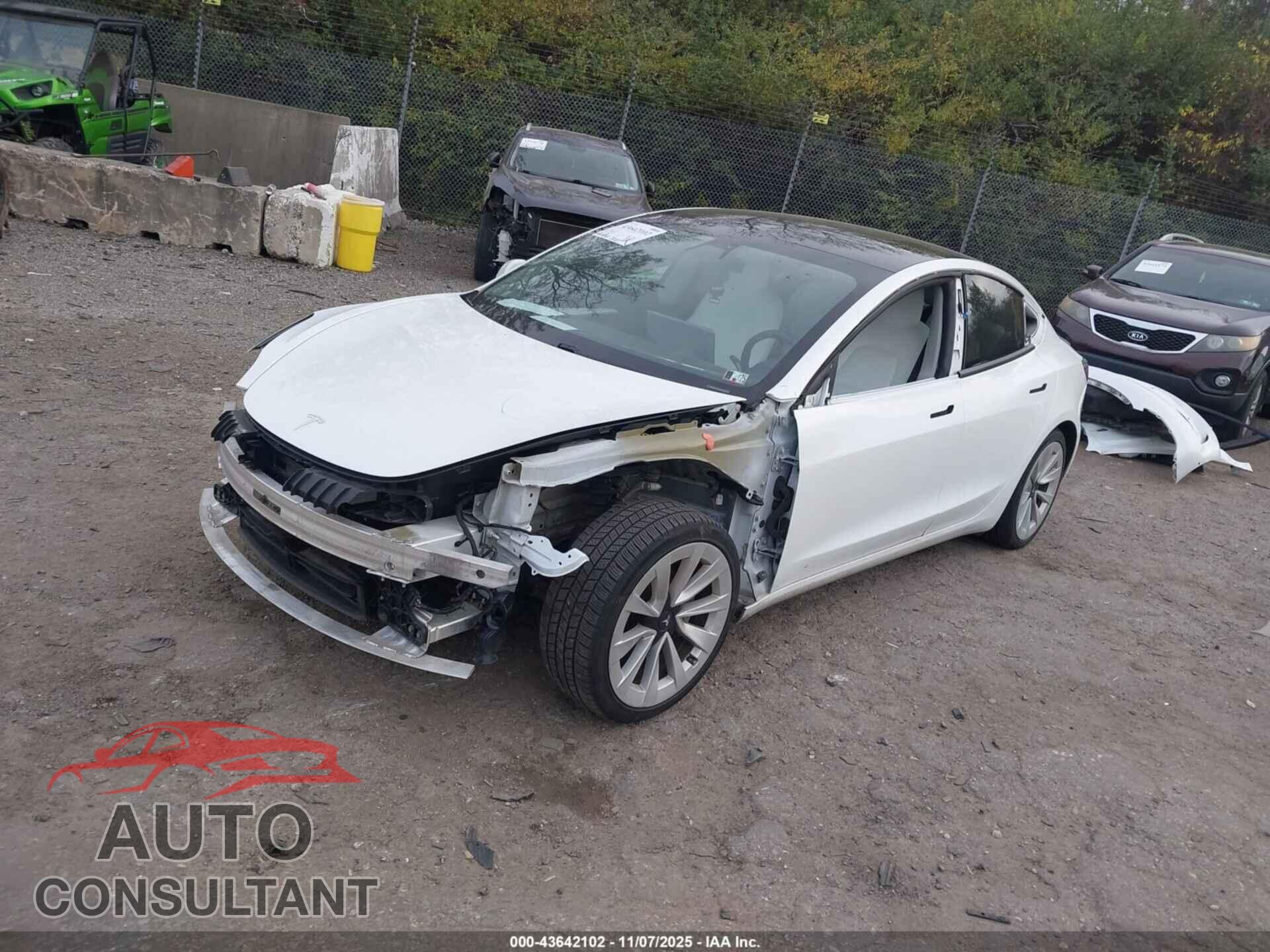 TESLA MODEL 3 2021 - 5YJ3E1EB6MF047457
