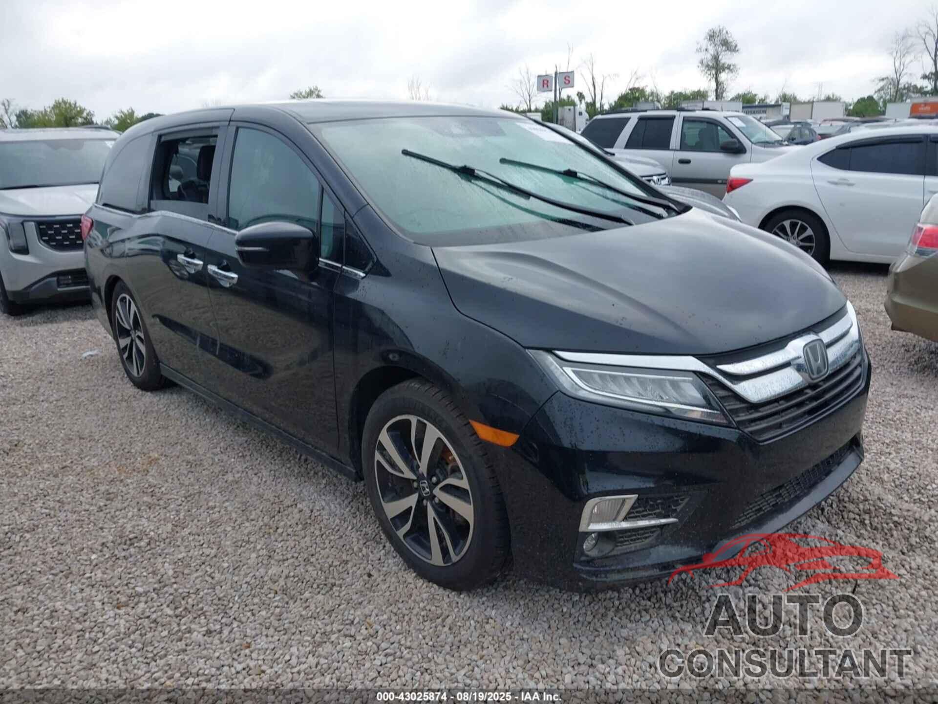HONDA ODYSSEY 2018 - 5FNRL6H94JB013292