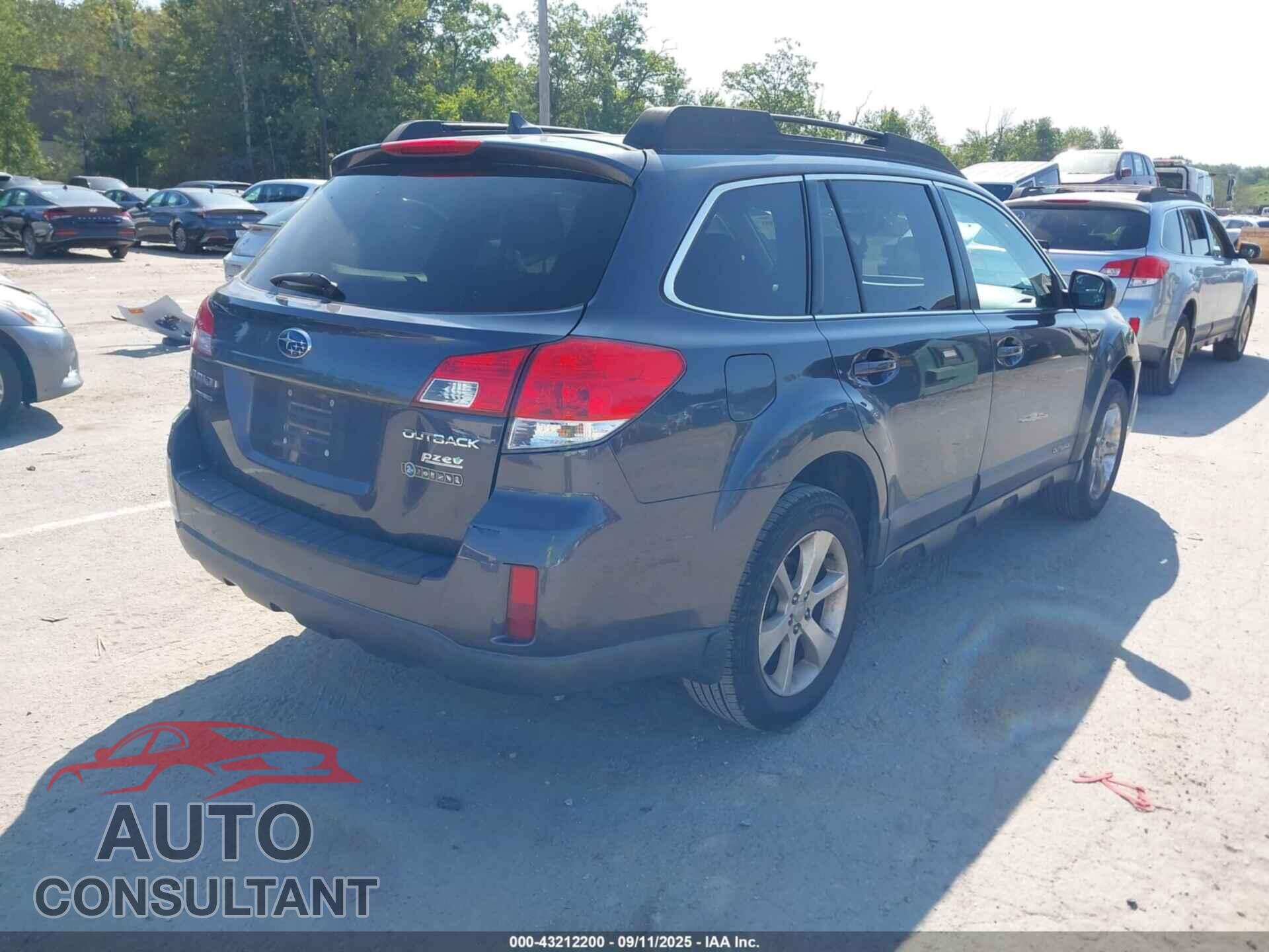 SUBARU OUTBACK 2013 - 4S4BRBLC9D3300927