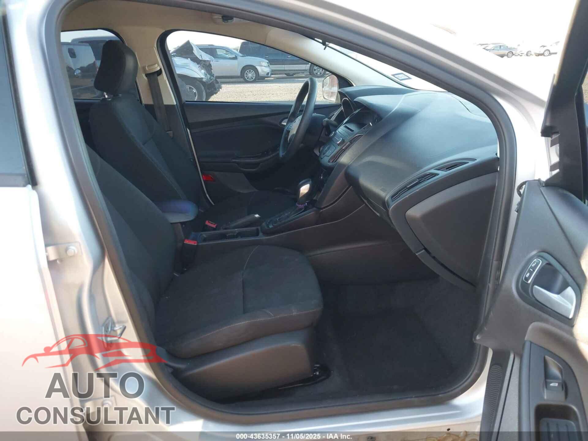 FORD FOCUS 2017 - 1FADP3F23HL309470