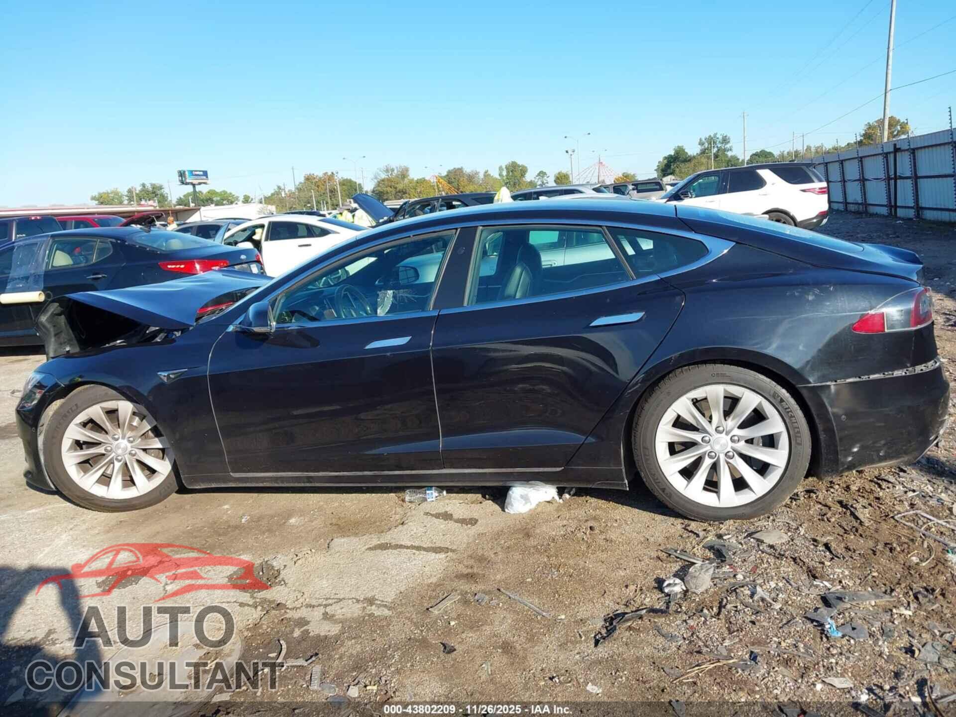 TESLA MODEL S 2017 - 5YJSA1E16HF217627