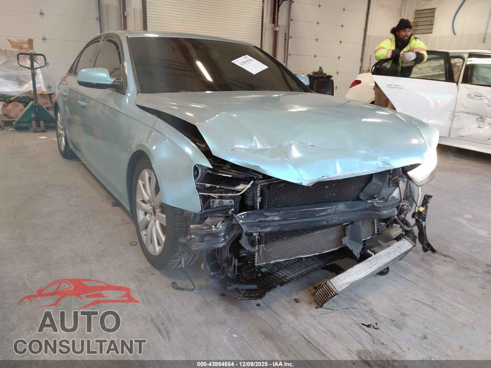 AUDI A4 2013 - WAUBFAFL5DN031605