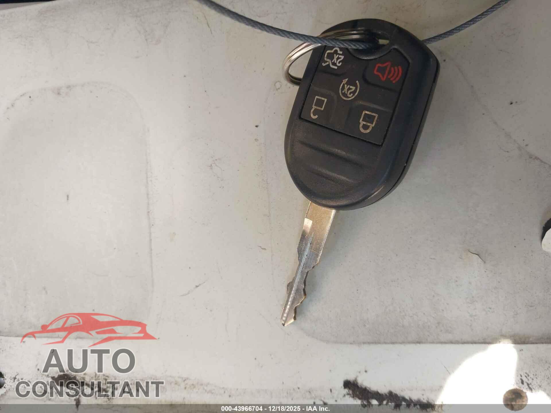 FORD TAURUS 2013 - 1FAHP2E83DG214847