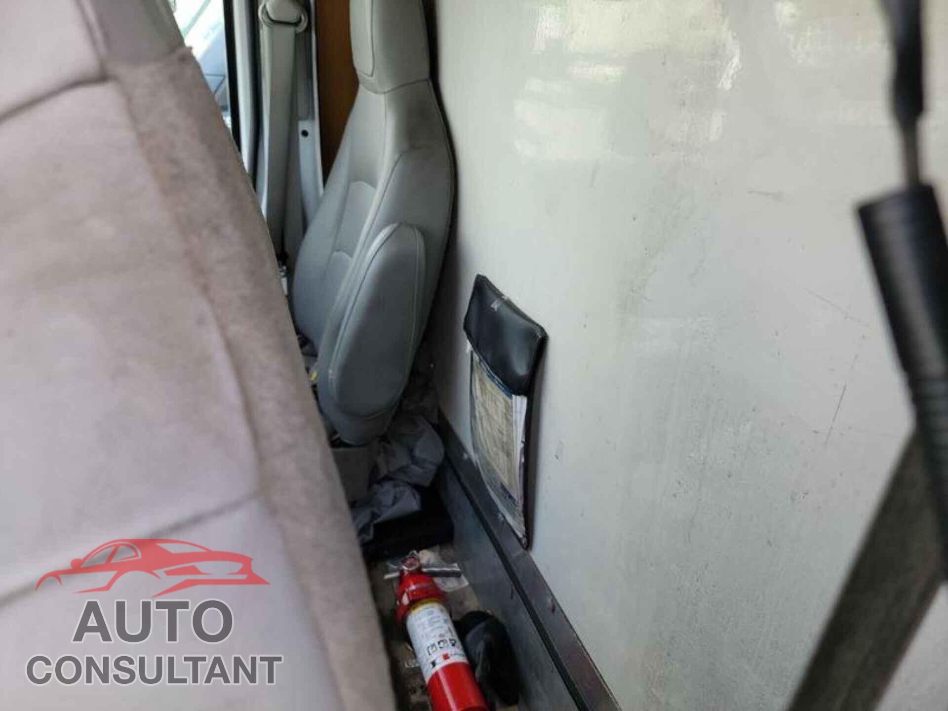 FORD ECONOLINE 2014 - 1FDWE4FL3EDA65599