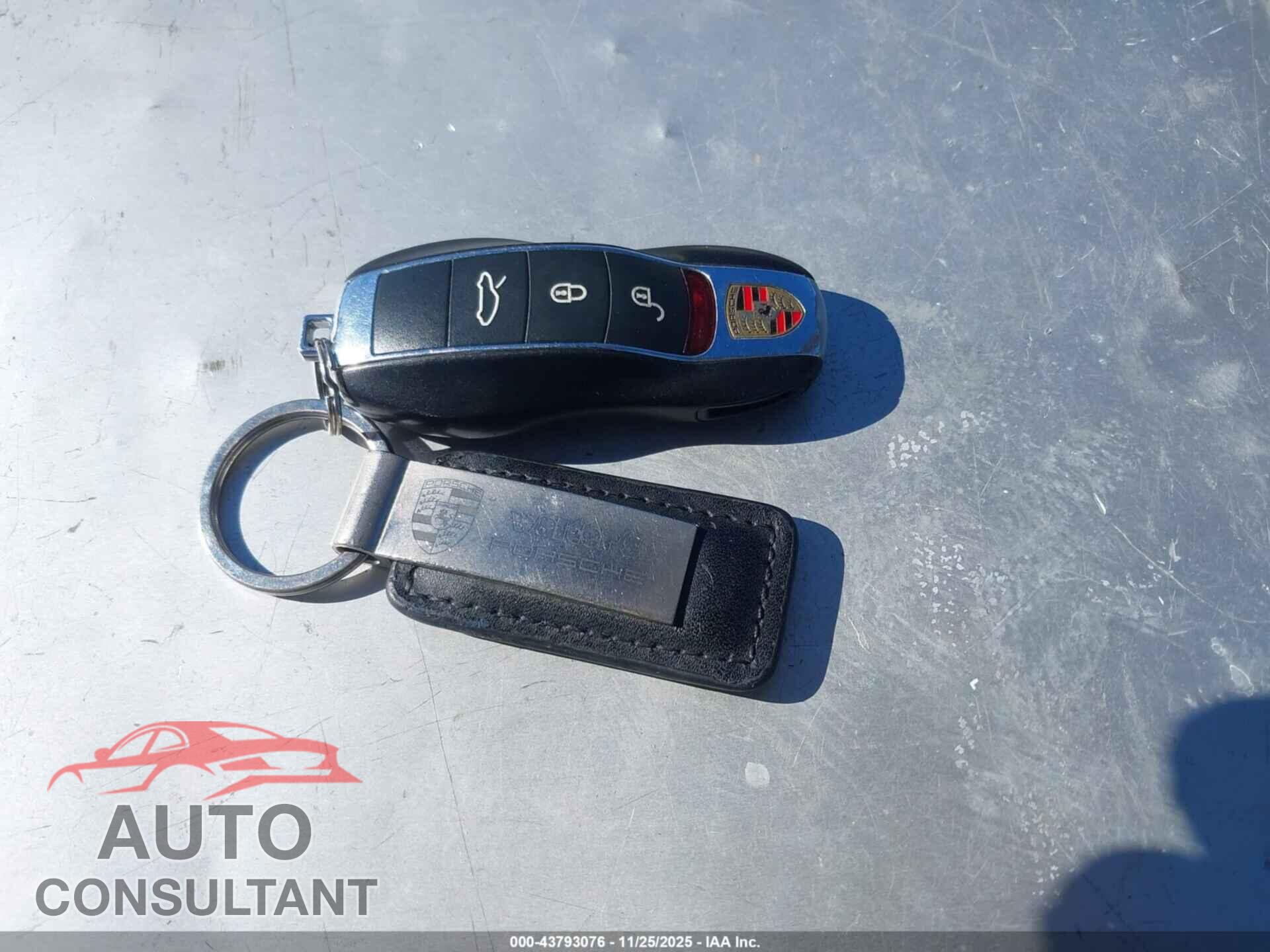 PORSCHE 911 2013 - WP0CA2A98DS140701