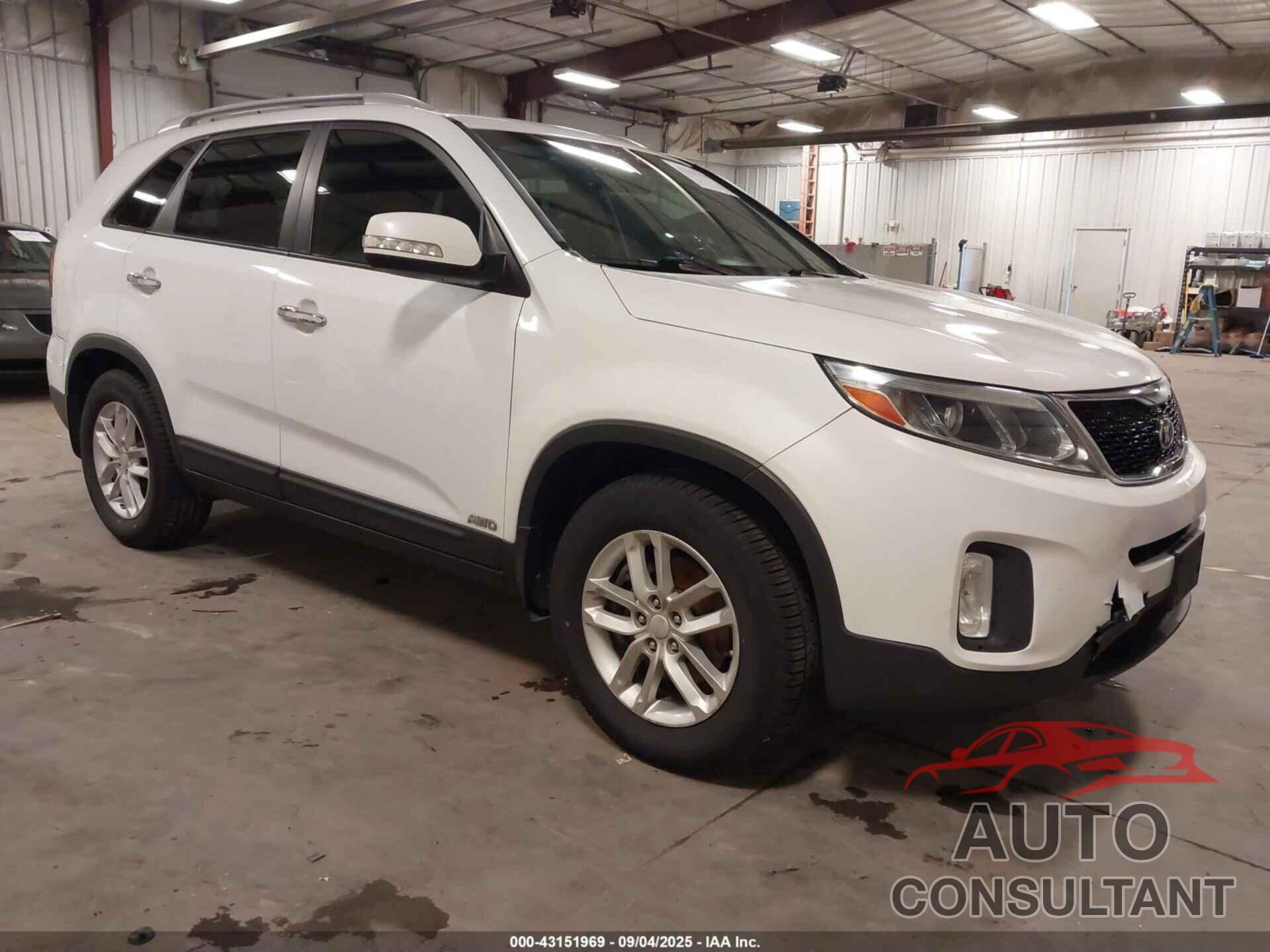 KIA SORENTO 2015 - 5XYKTCA65FG624190