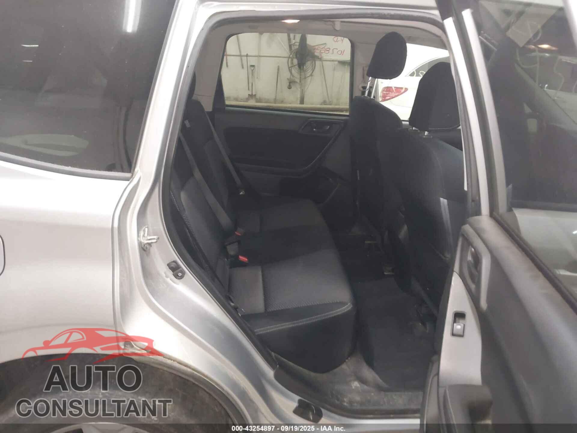 SUBARU FORESTER 2014 - JF2SJAEC9EH550032
