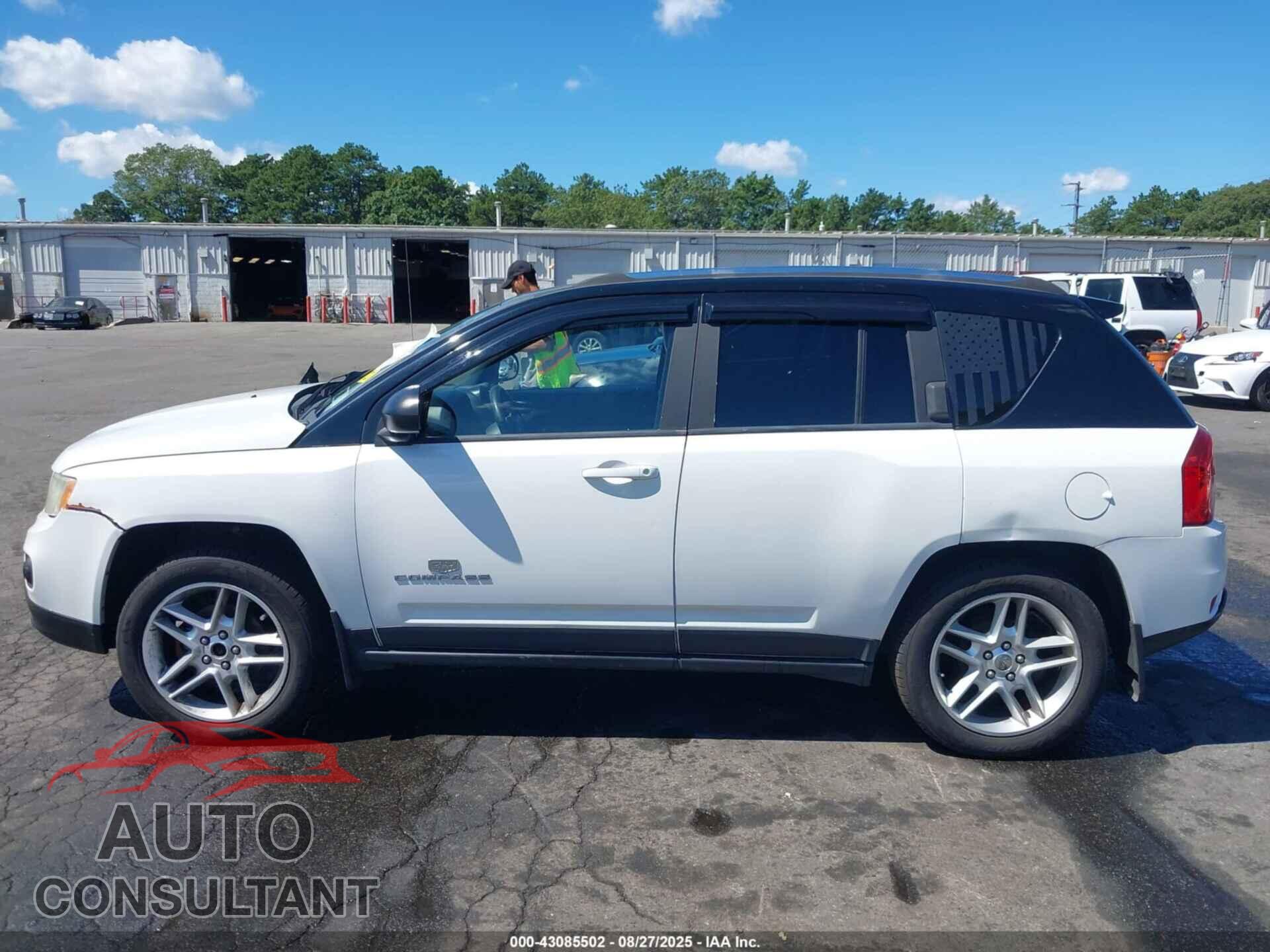 JEEP COMPASS 2011 - 1J4NT5FB2BD203271