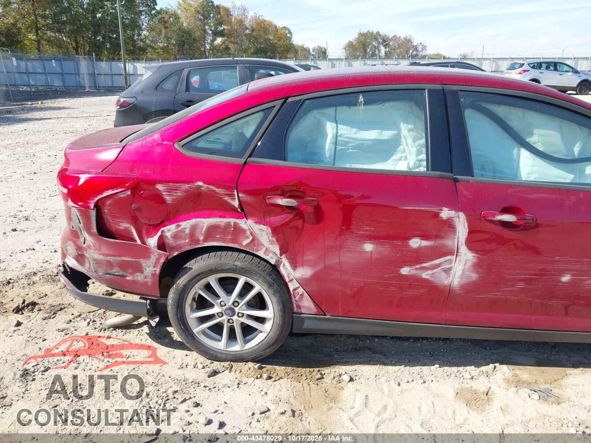 FORD FOCUS 2017 - 1FADP3F24HL208003