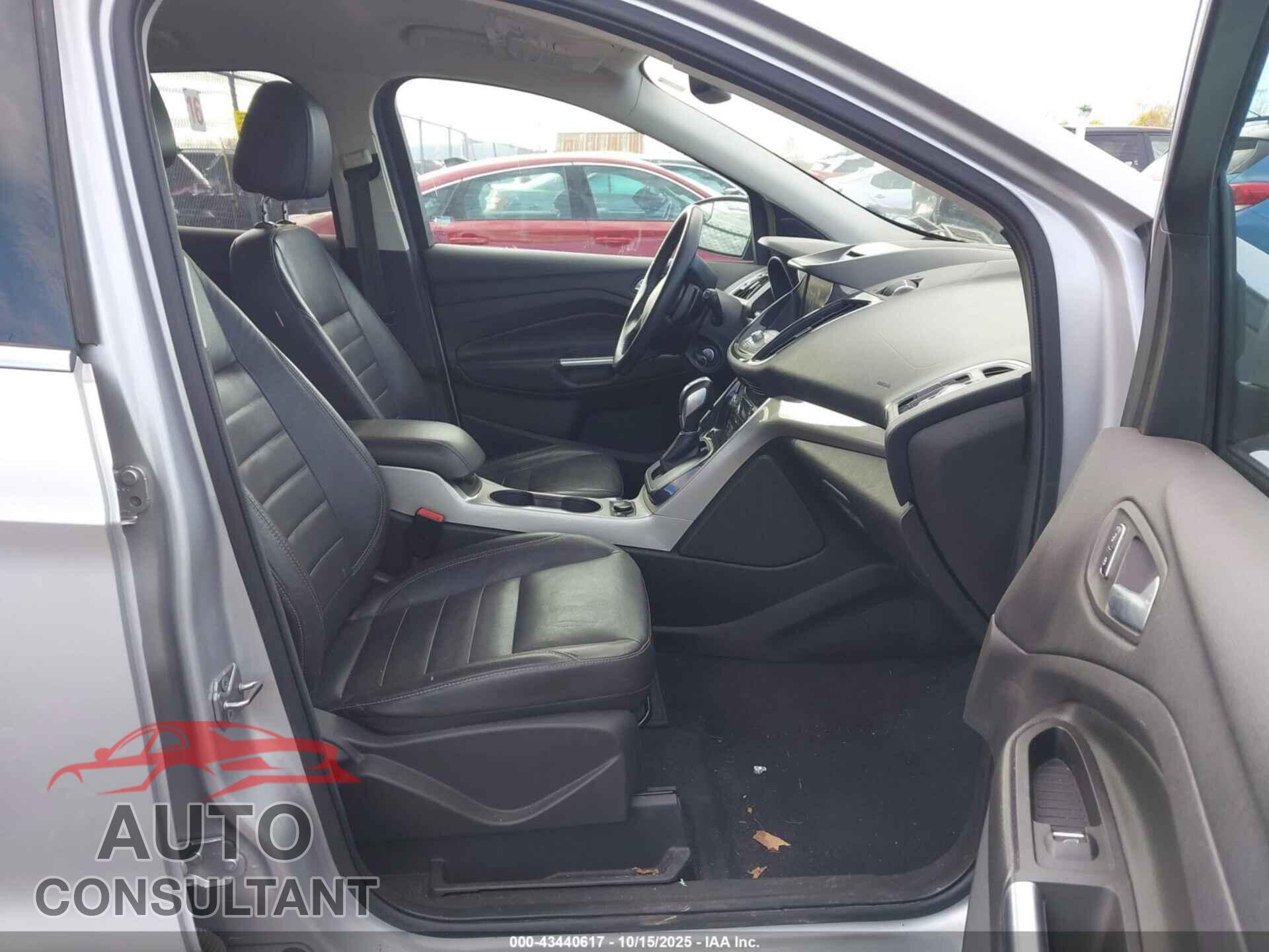 FORD ESCAPE 2013 - 1FMCU9H98DUC11546