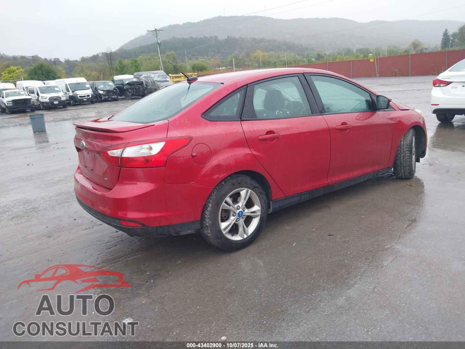 FORD FOCUS 2012 - 1FAHP3F20CL260125
