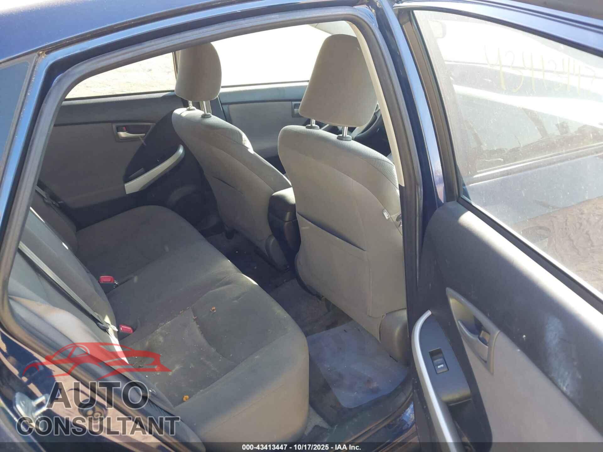 TOYOTA PRIUS 2013 - JTDKN3DU0D0352011
