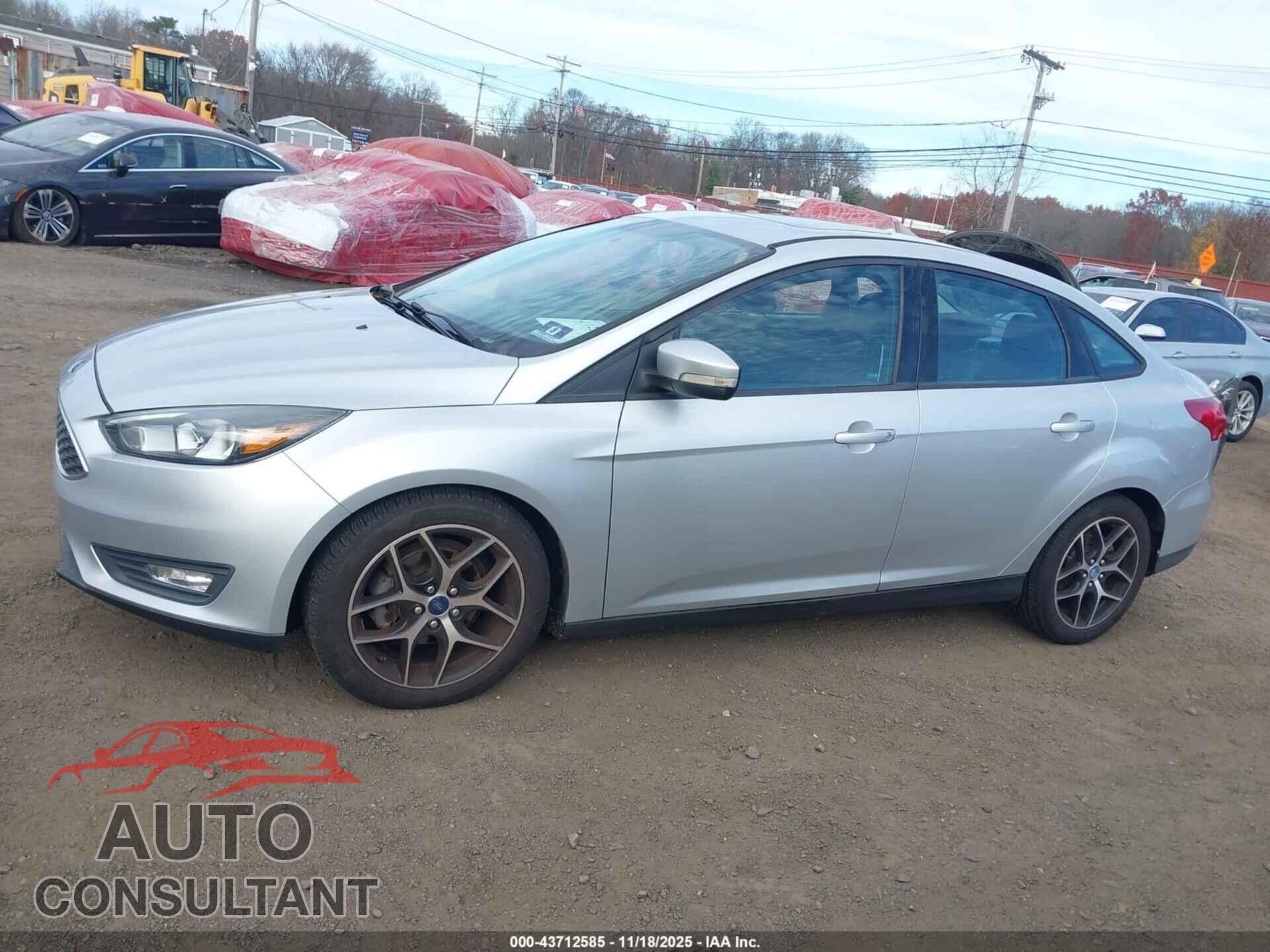 FORD FOCUS 2017 - 1FADP3H25HL201042