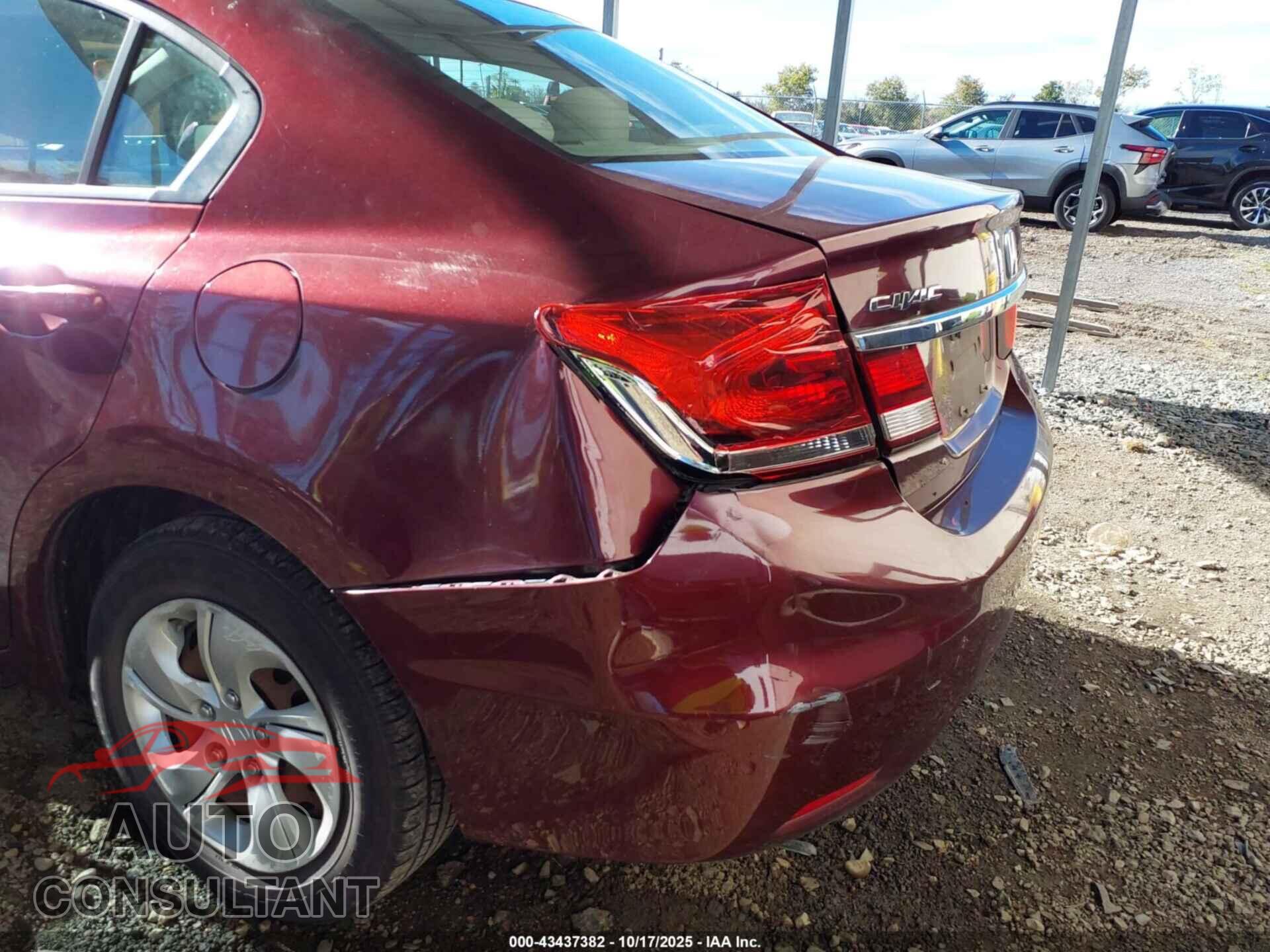 HONDA CIVIC 2013 - 19XFB2F55DE076376
