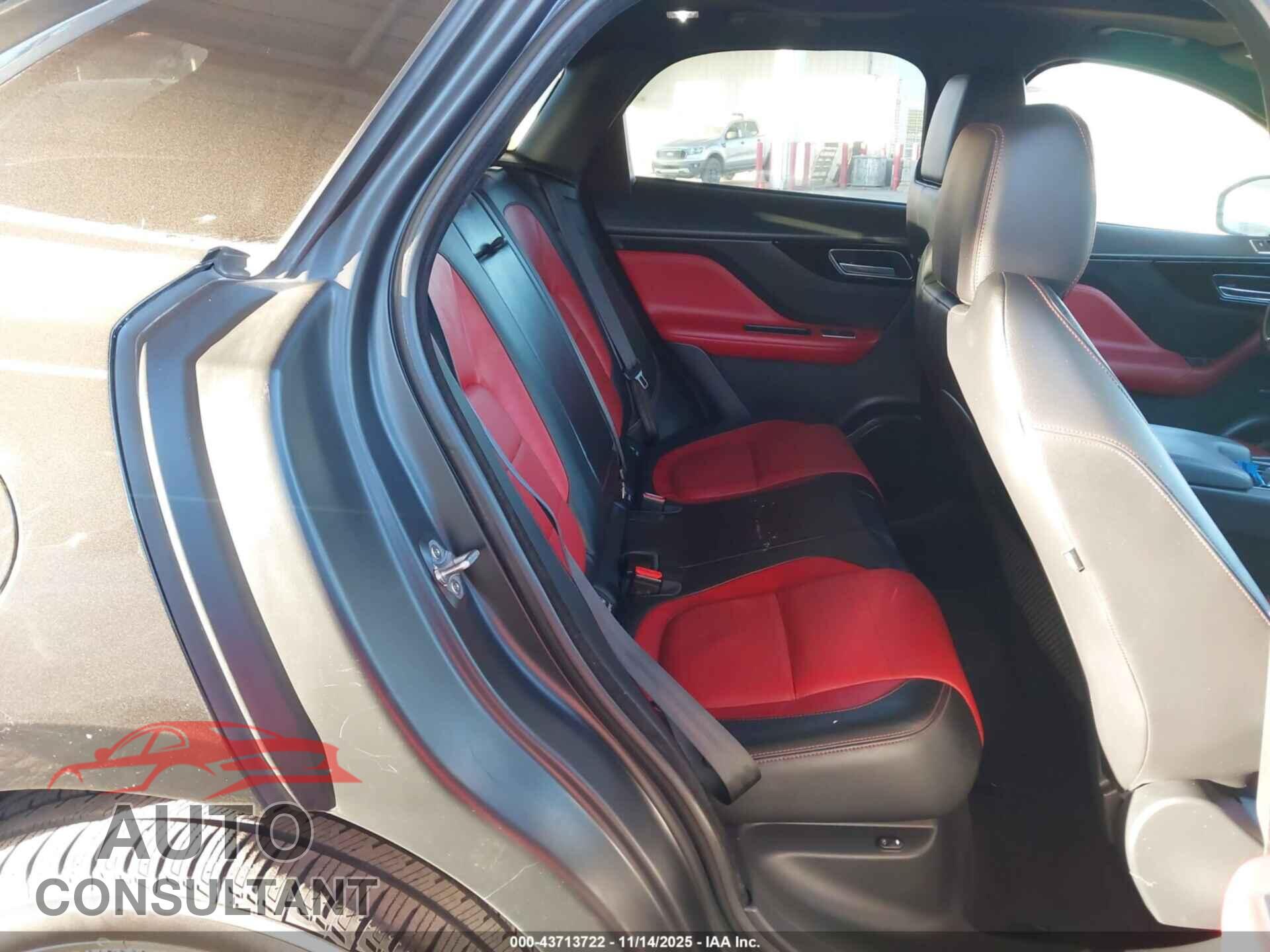 JAGUAR F-PACE 2017 - SADCL2BN0HA095002
