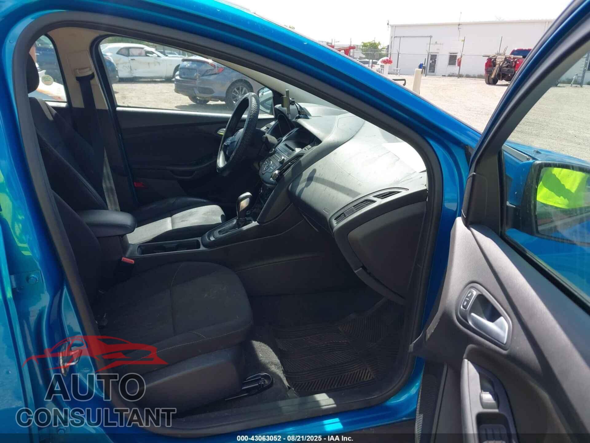 FORD FOCUS 2016 - 1FADP3F2XGL219991
