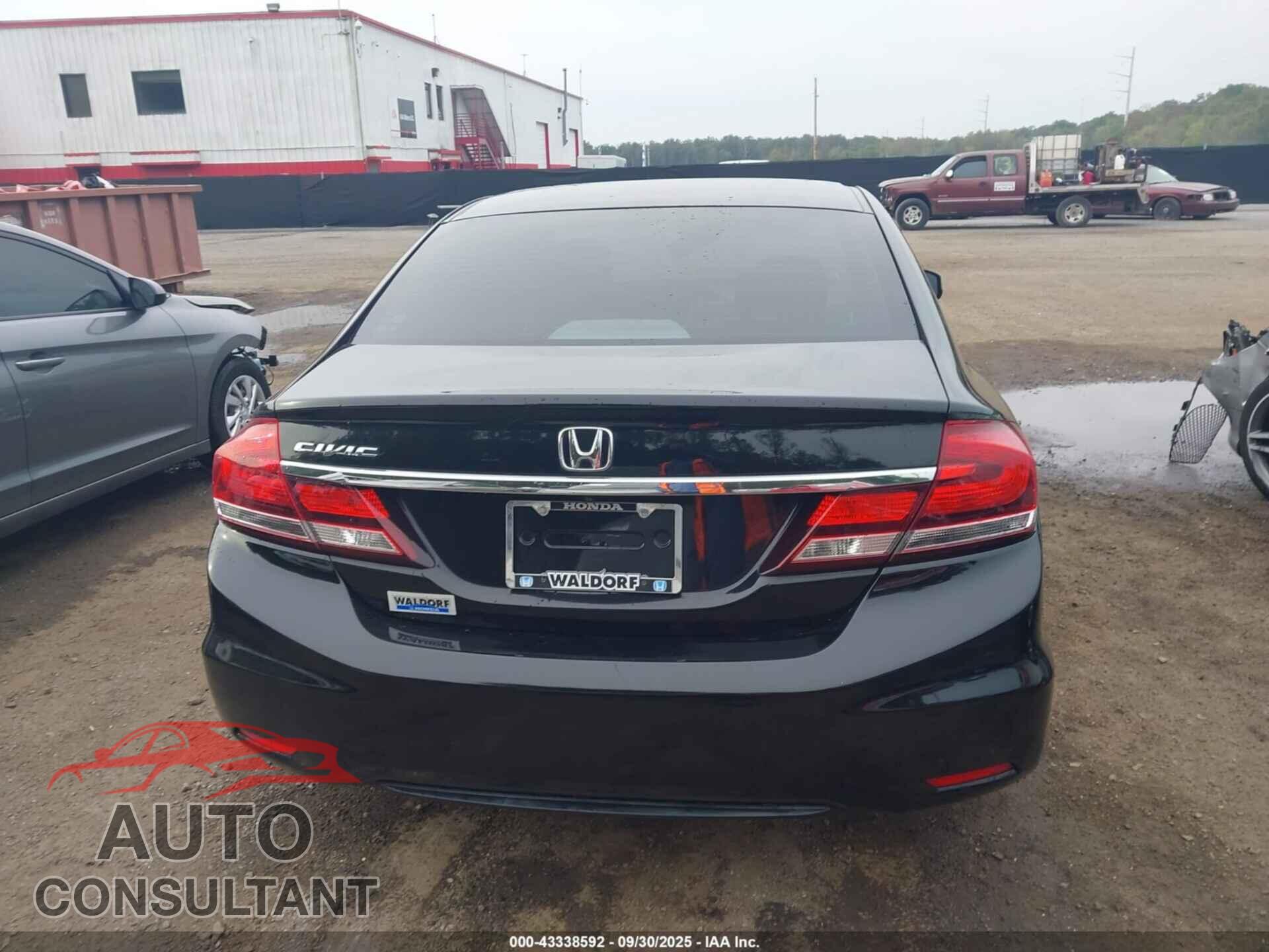 HONDA CIVIC 2013 - 2HGFB2F50DH587368