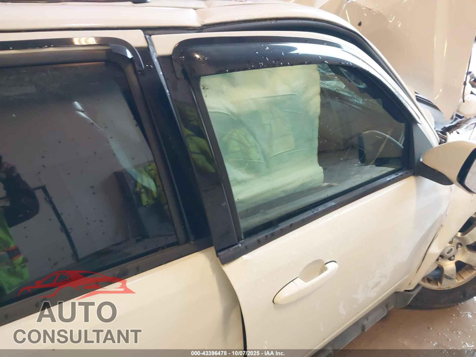 FORD ESCAPE 2010 - 1FMCU0E75AKD38471