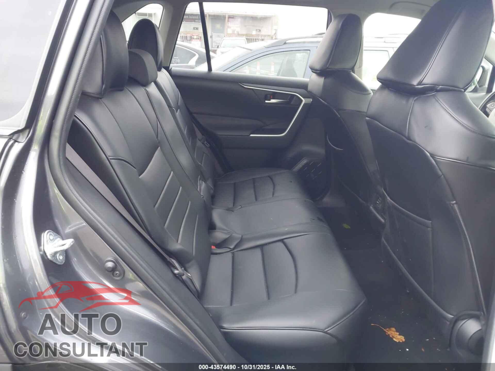 TOYOTA RAV4 2019 - JTMP1RFV8KD014890