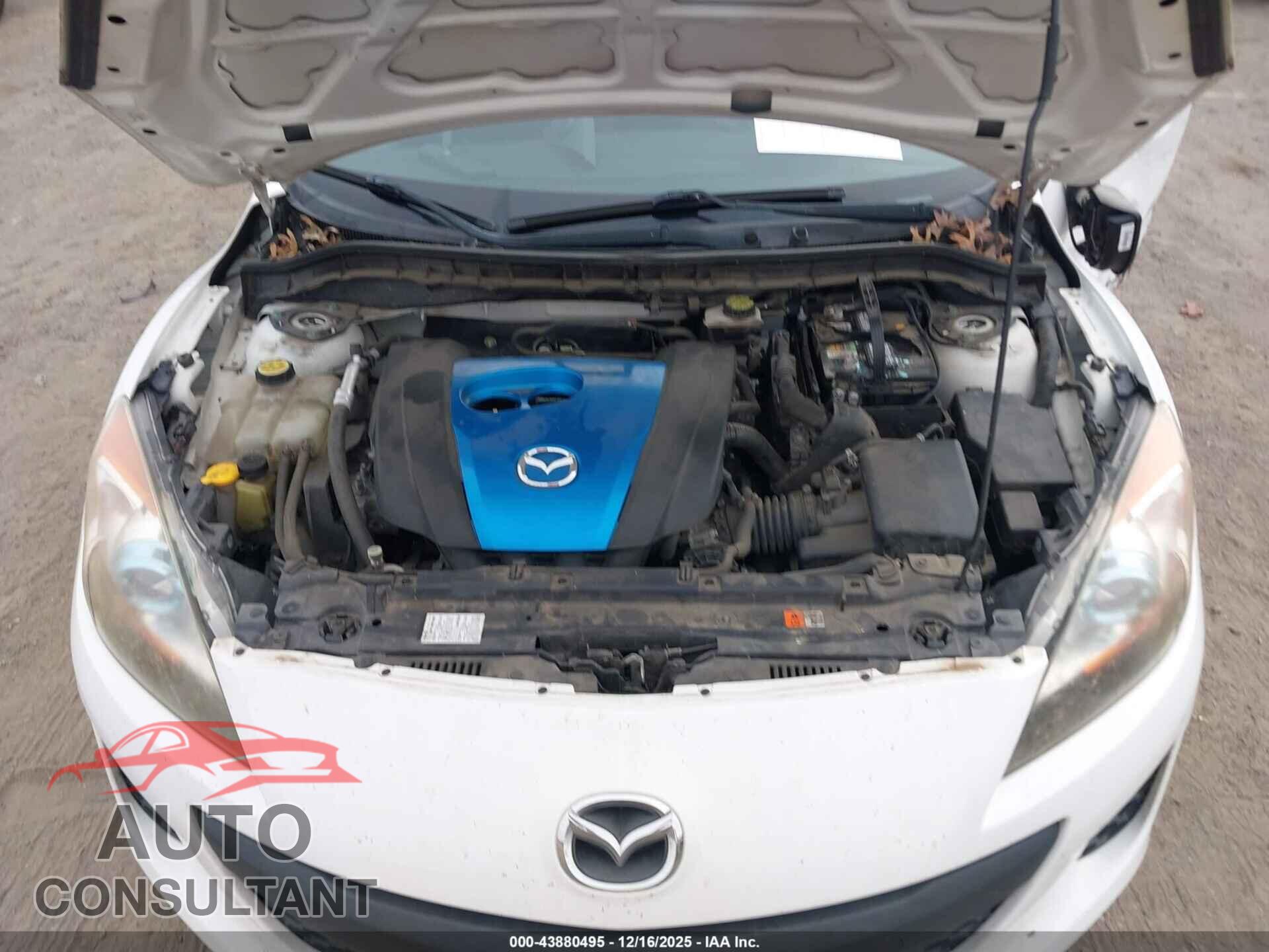 MAZDA MAZDA3 2012 - JM1BL1L73C1527219