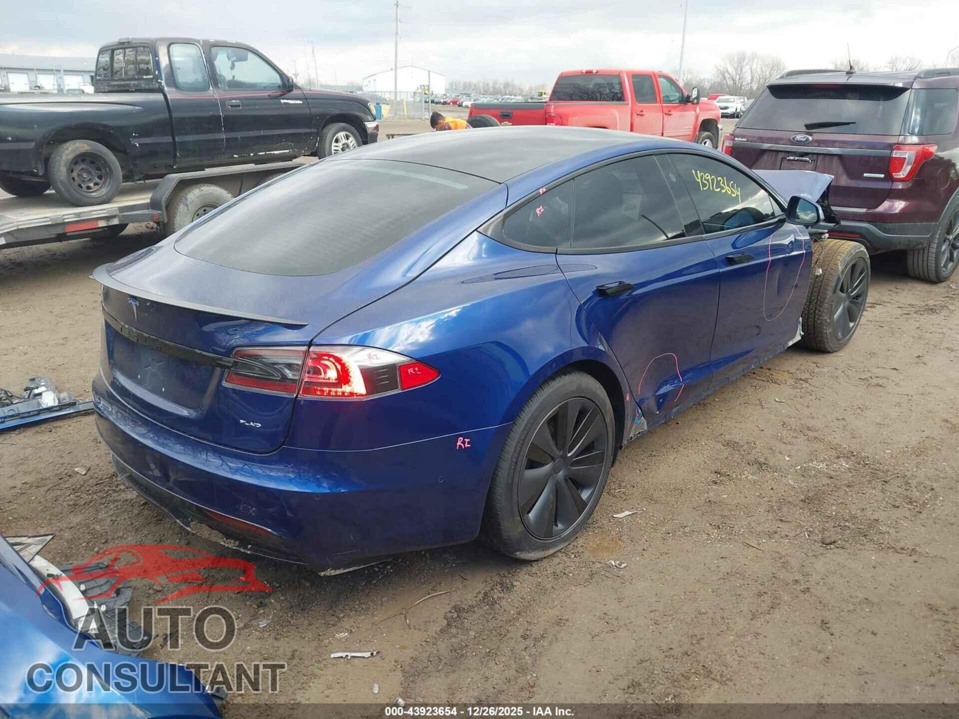 TESLA MODEL S 2021 - 5YJSA1E64MF452906