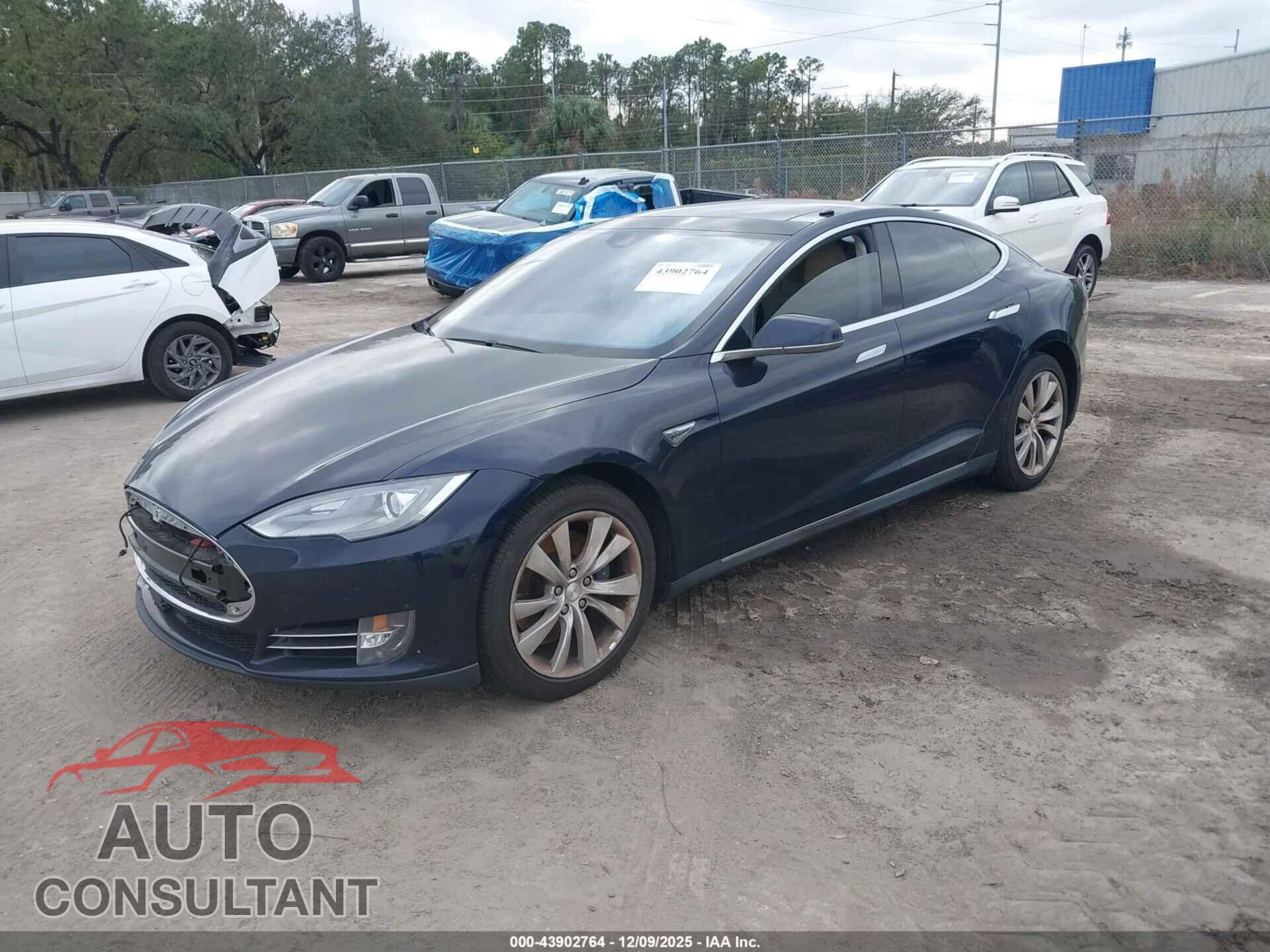 TESLA MODEL S 2014 - 5YJSA1H14EFP61454