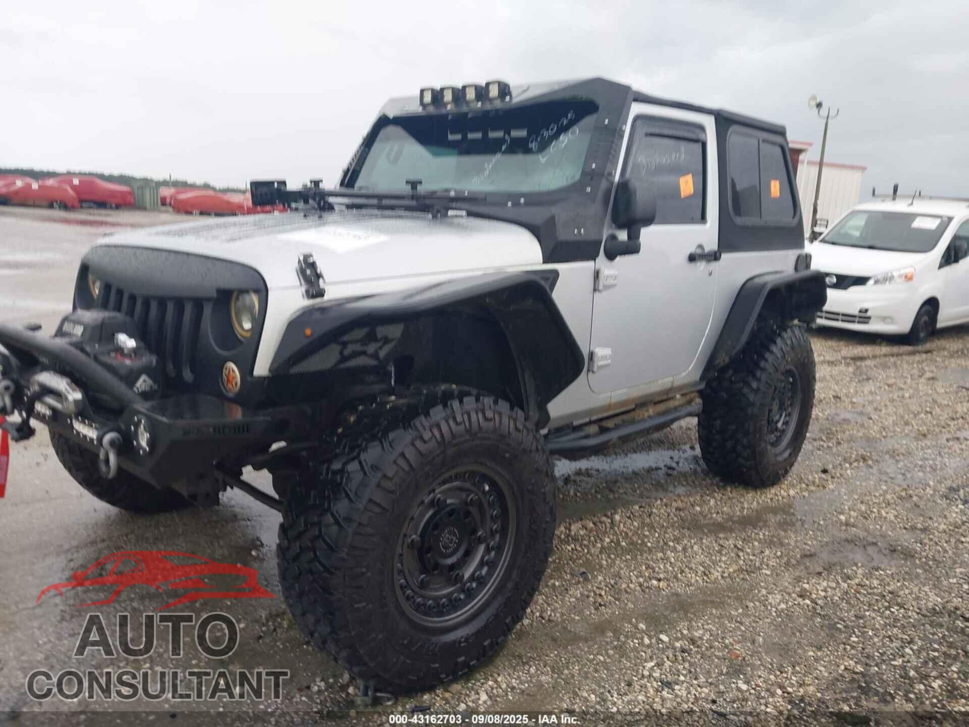 JEEP WRANGLER 2011 - 1J4AA2D11BL587501