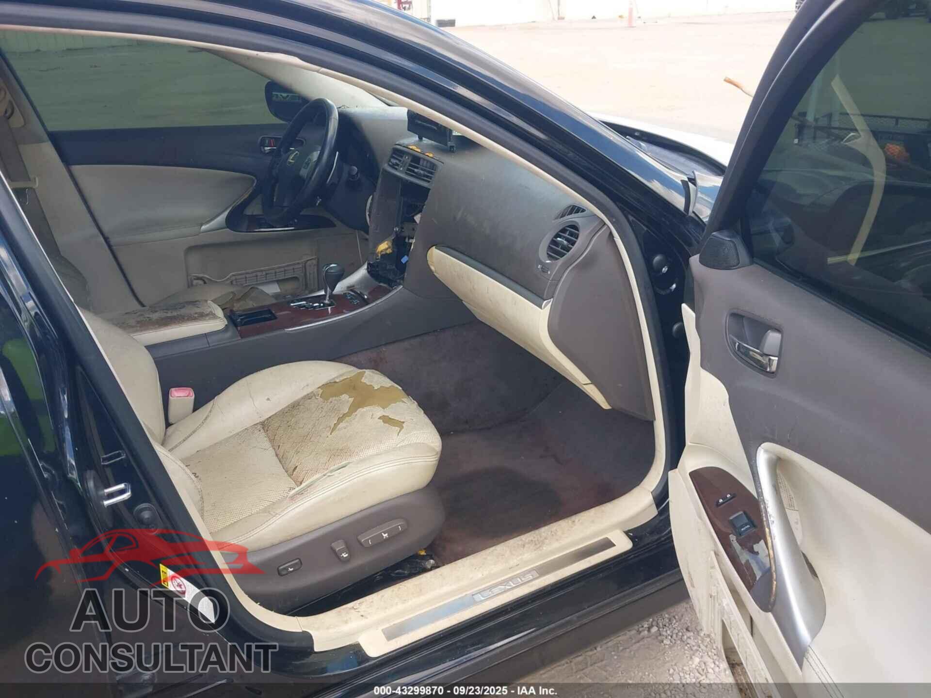 LEXUS IS 250 2012 - JTHCF5C26C5053684