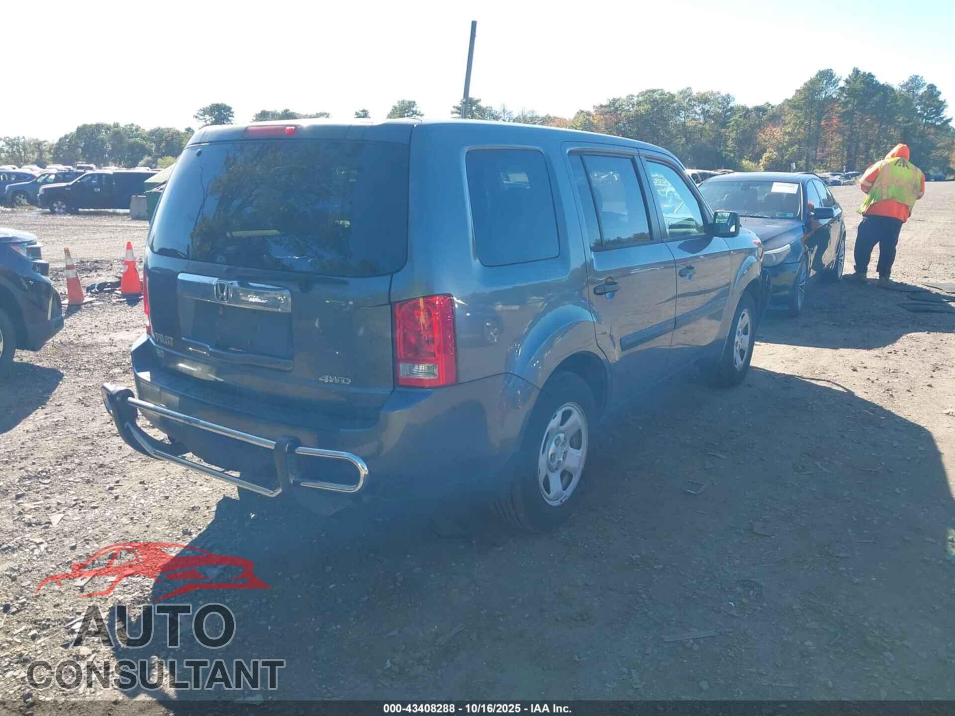 HONDA PILOT 2013 - 5FNYF4H25DB074181