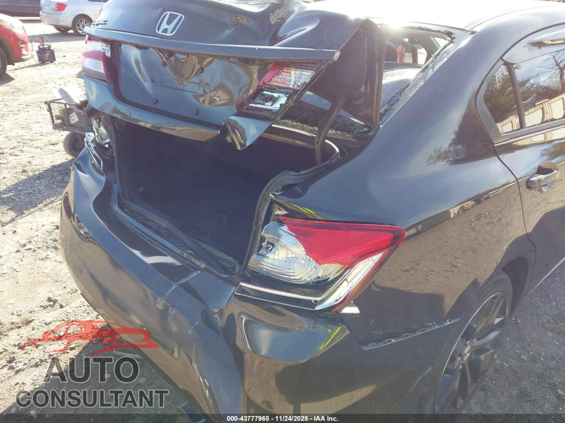 HONDA CIVIC 2013 - 2HGFB2F53DH575408