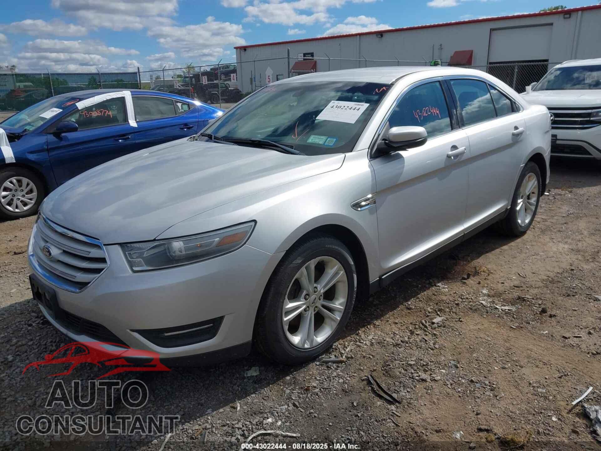 FORD TAURUS 2013 - 1FAHP2E88DG224838
