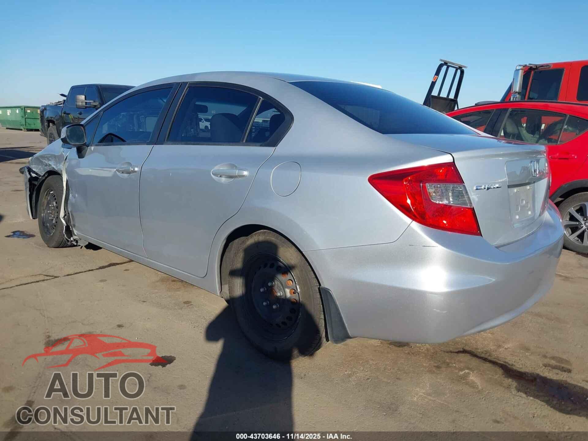 HONDA CIVIC 2012 - 2HGFB2F56CH560884