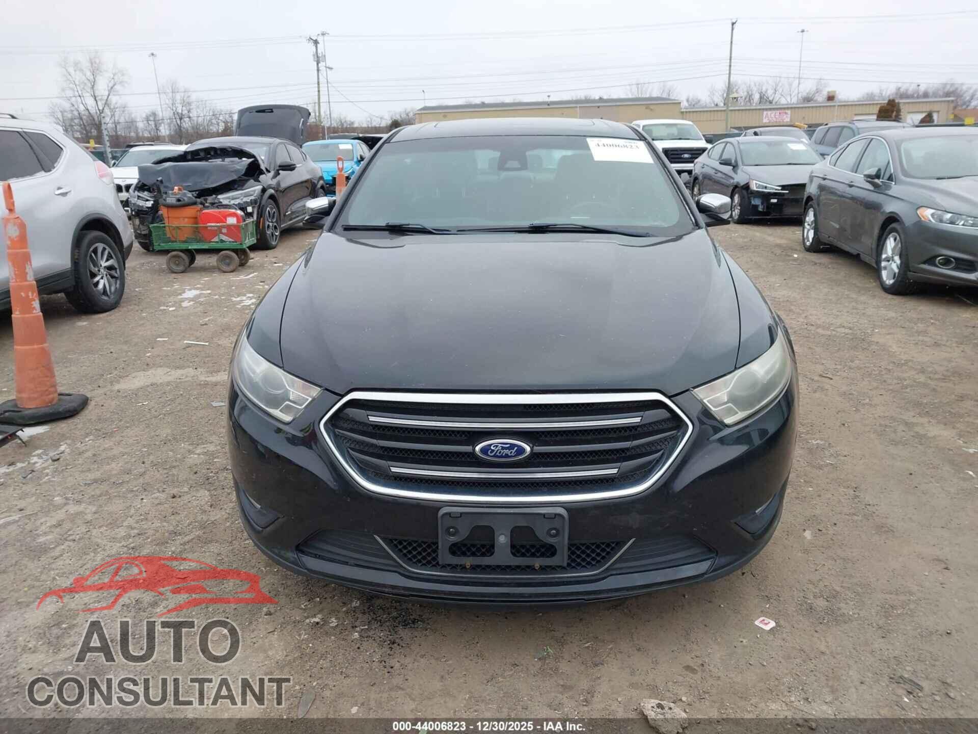 FORD TAURUS 2013 - 1FAHP2F83DG216595