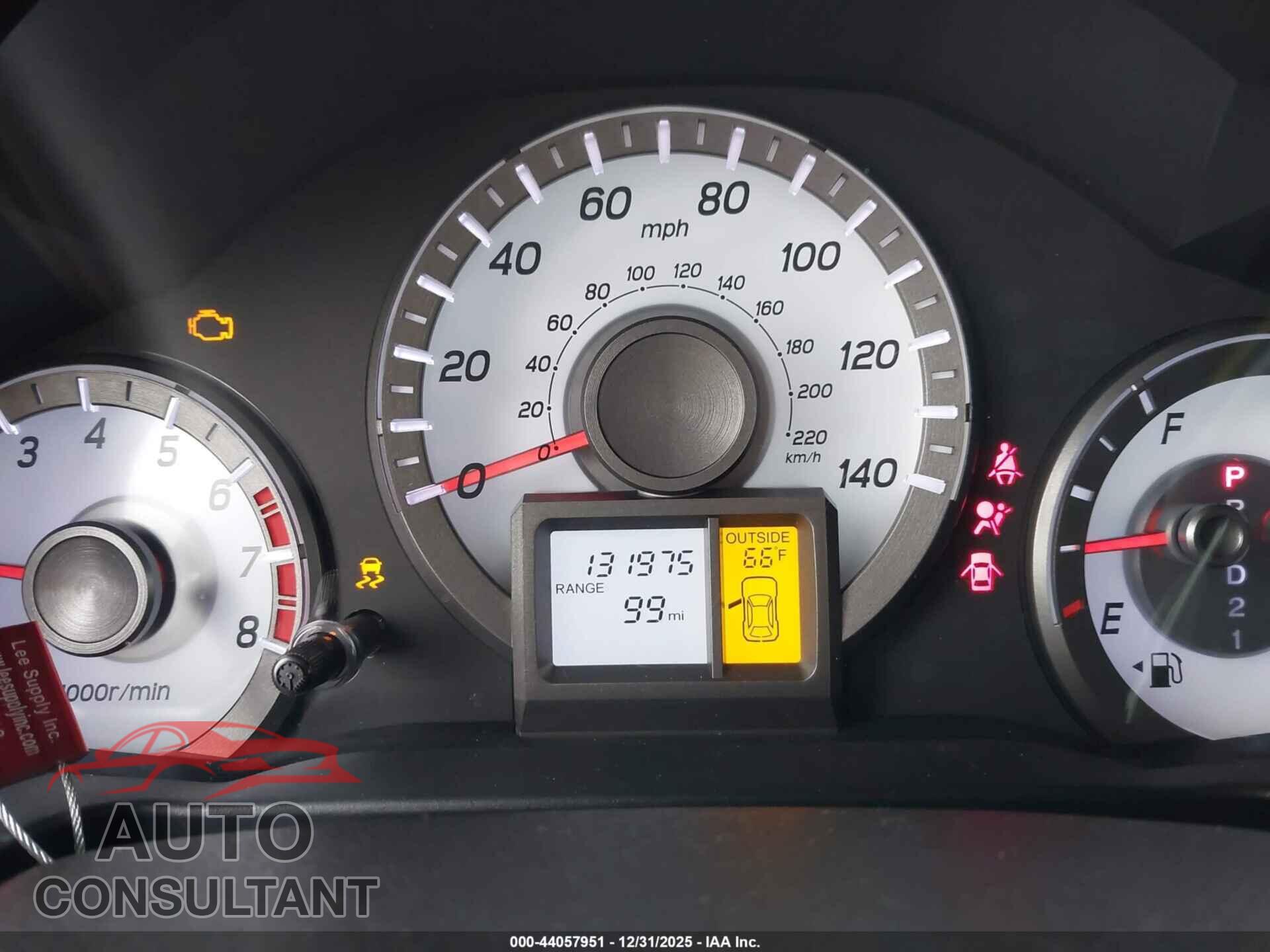 HONDA PILOT 2012 - 5FNYF4H45CB006124