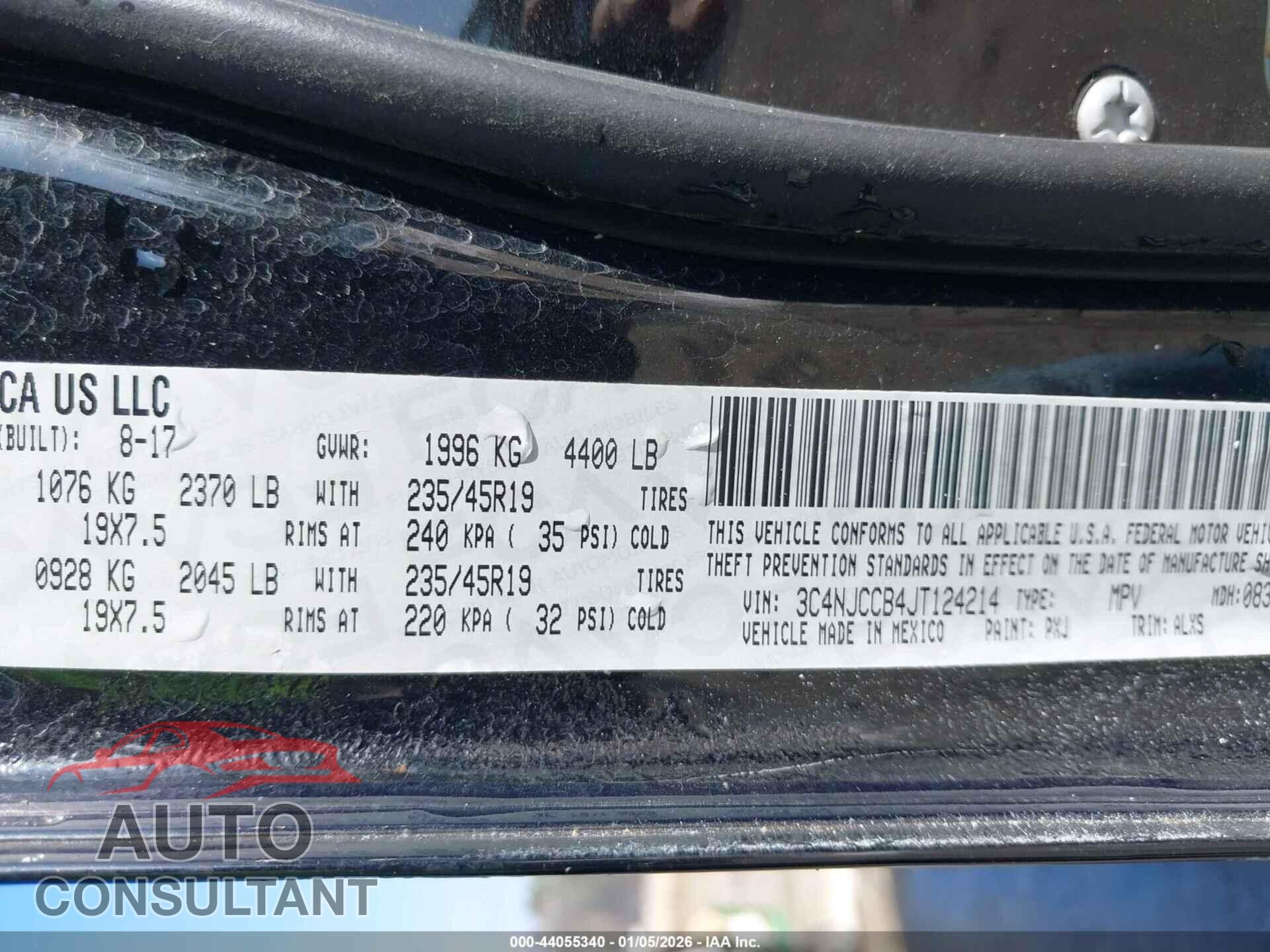 JEEP COMPASS 2018 - 3C4NJCCB4JT124214