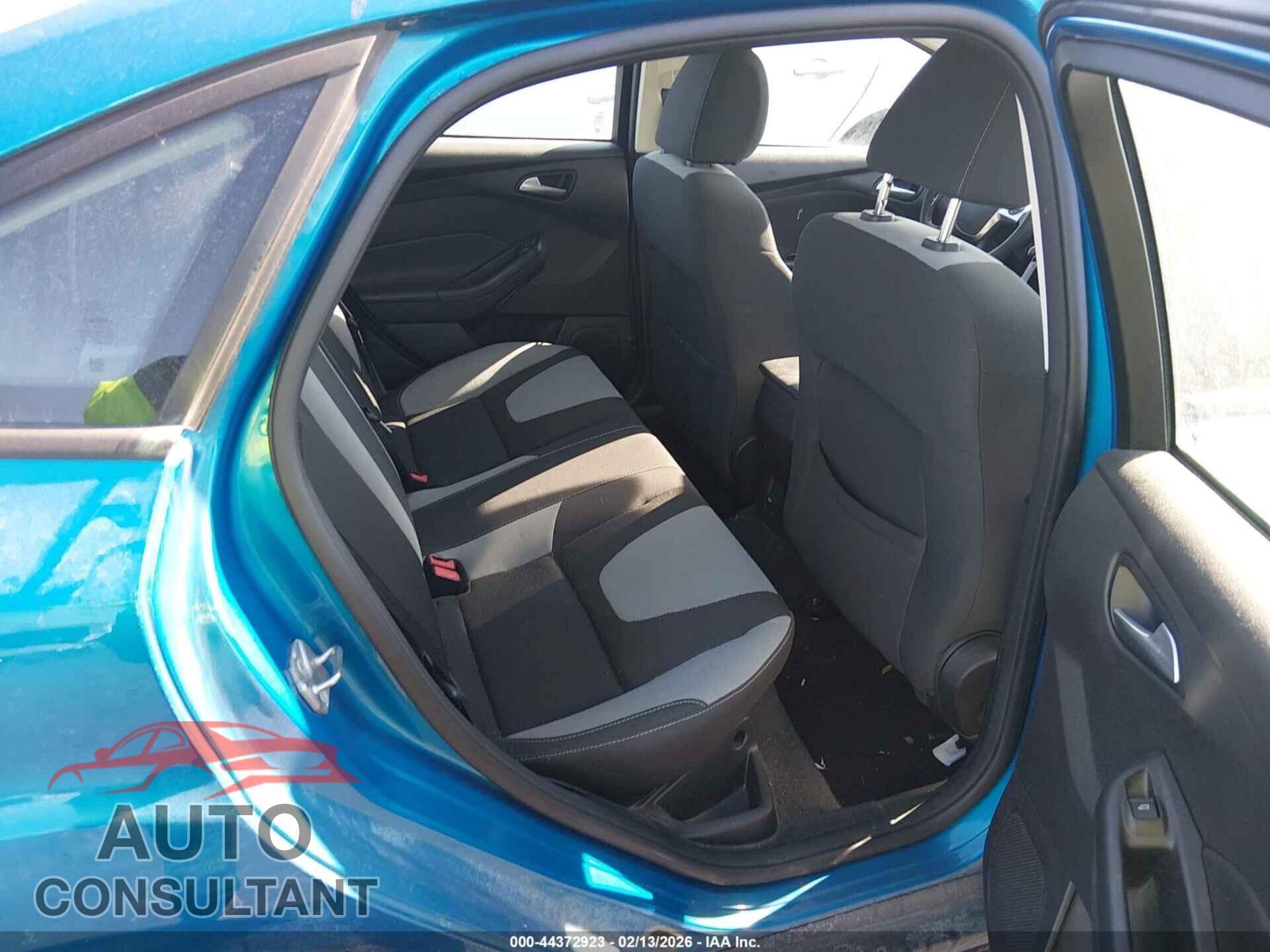 FORD FOCUS 2014 - 1FADP3F29EL235788