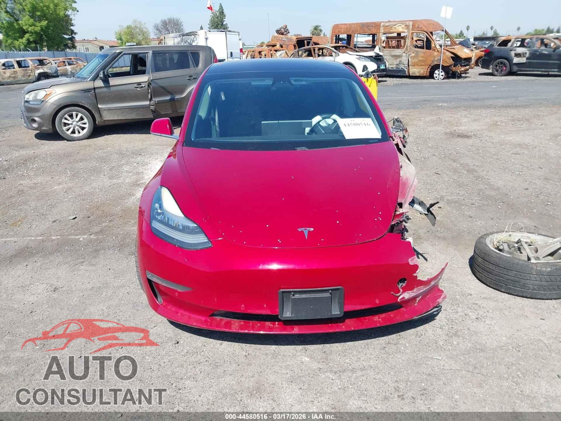 TESLA MODEL 3 2017 - 5YJ3E1EA1HF001001