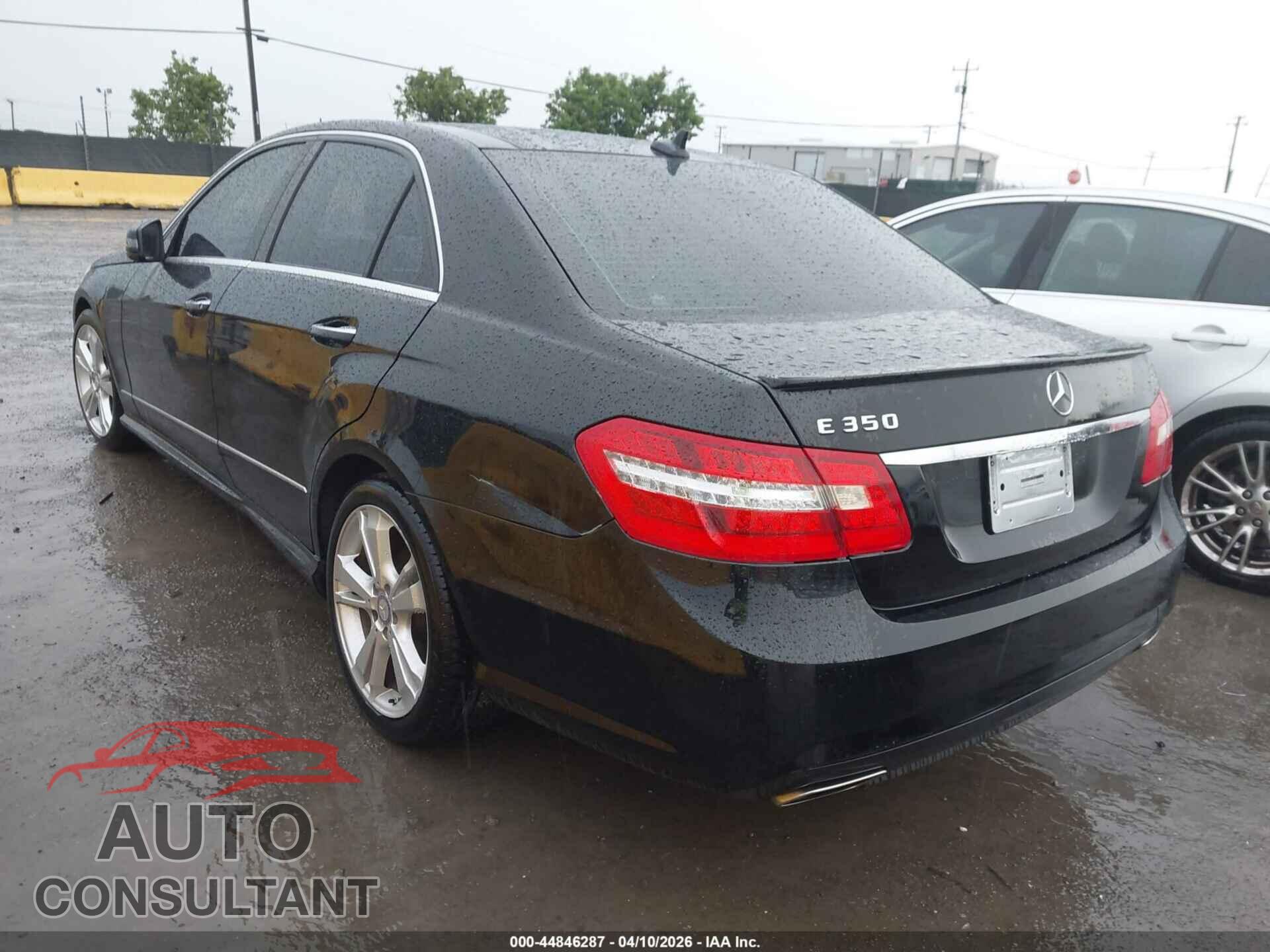 MERCEDES-BENZ E 350 2013 - WDDHF5KBXDA748533