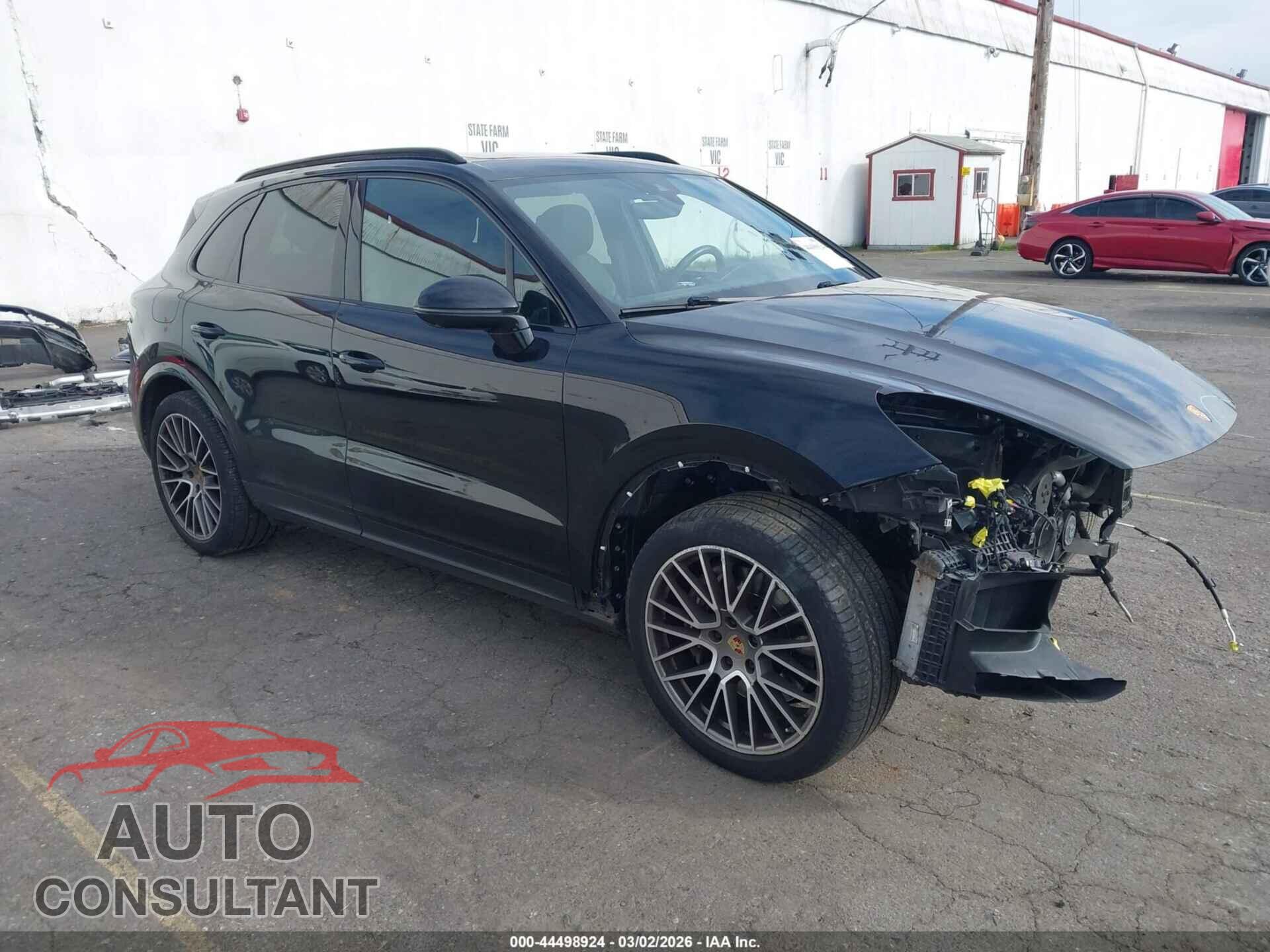PORSCHE CAYENNE 2023 - WP1AA2AY9PDA00890