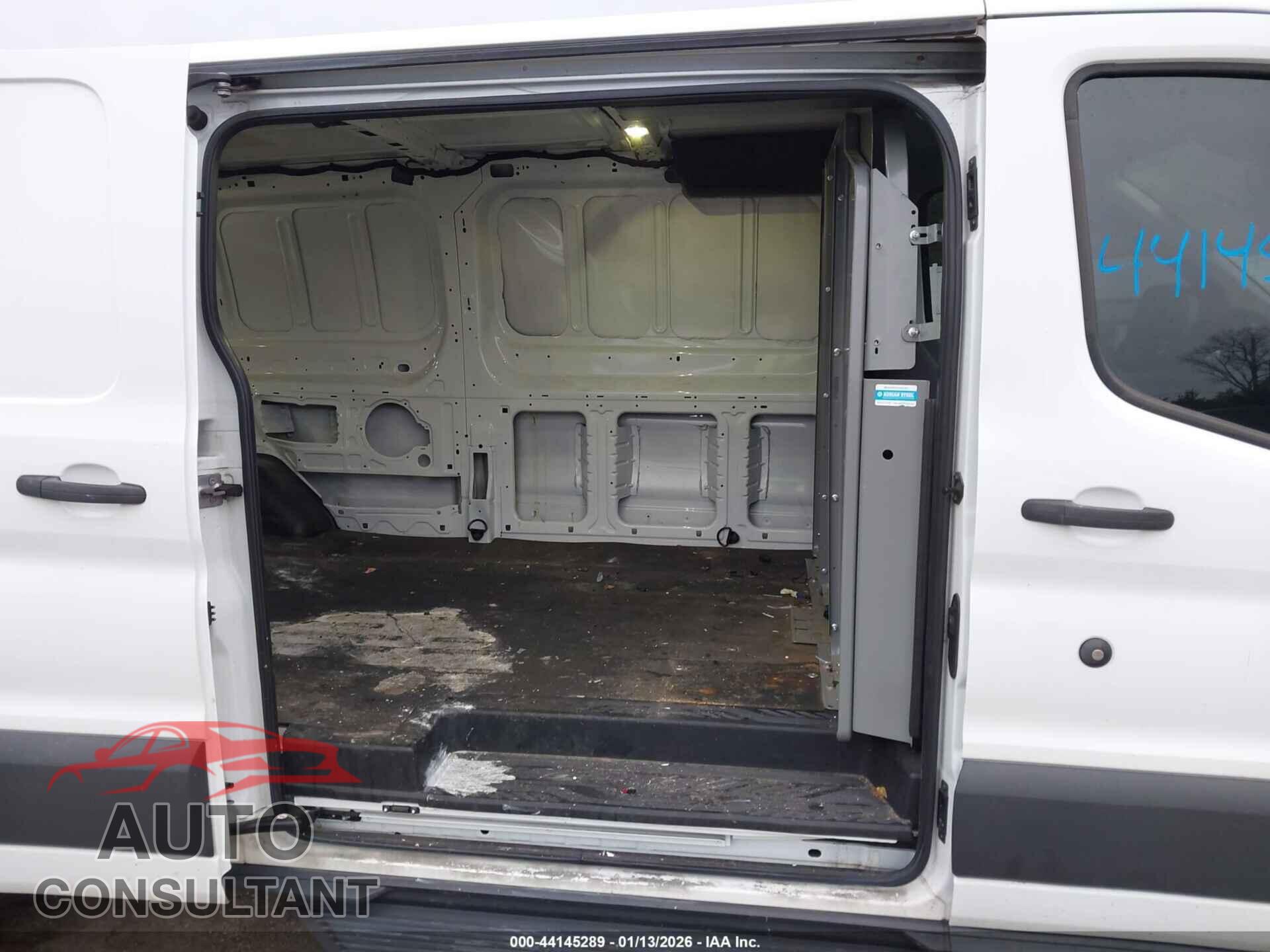 FORD TRANSIT-350 2017 - 1FTBW2YM4HKB52230