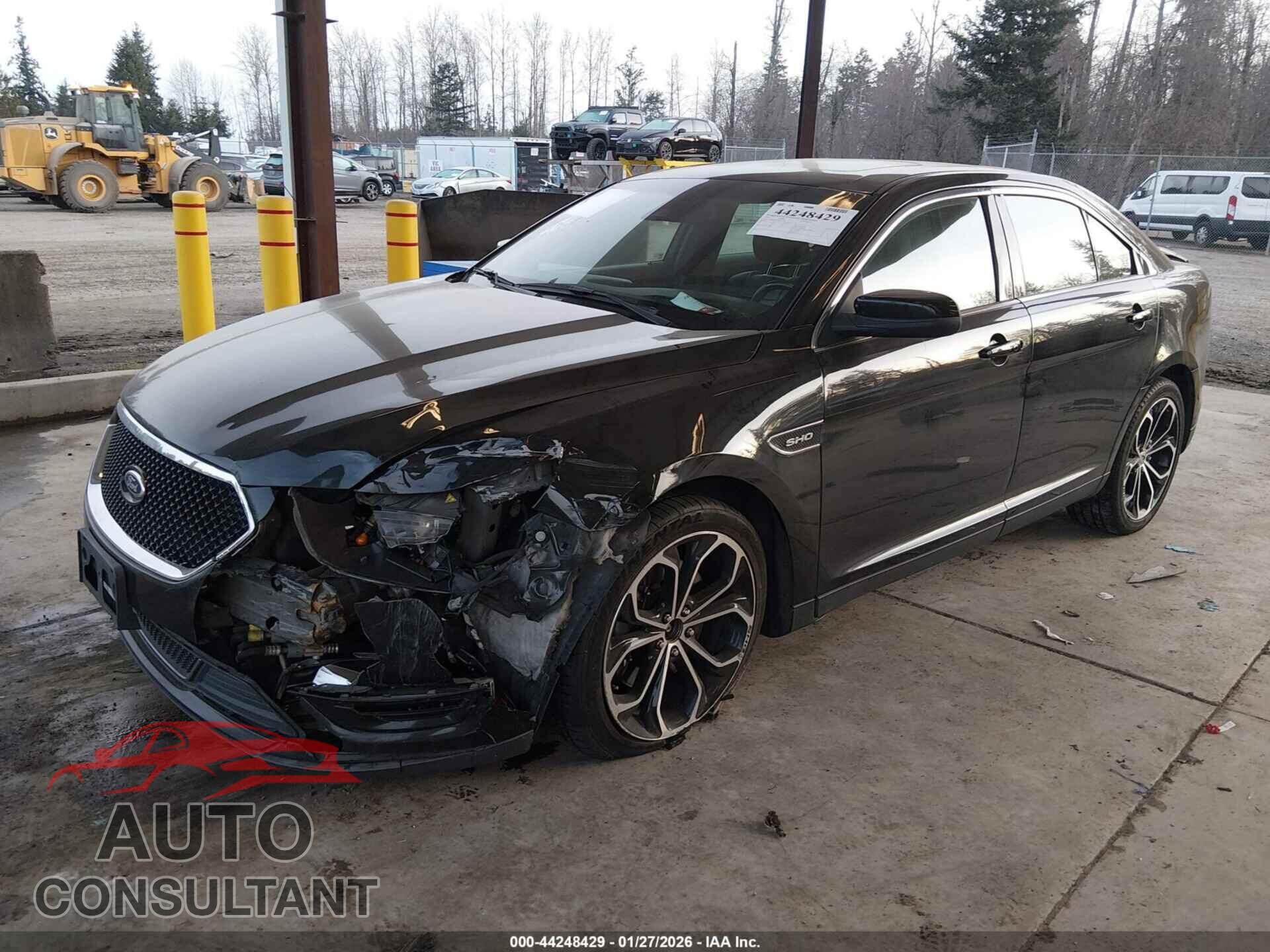 FORD TAURUS 2013 - 1FAHP2KT3DG233746