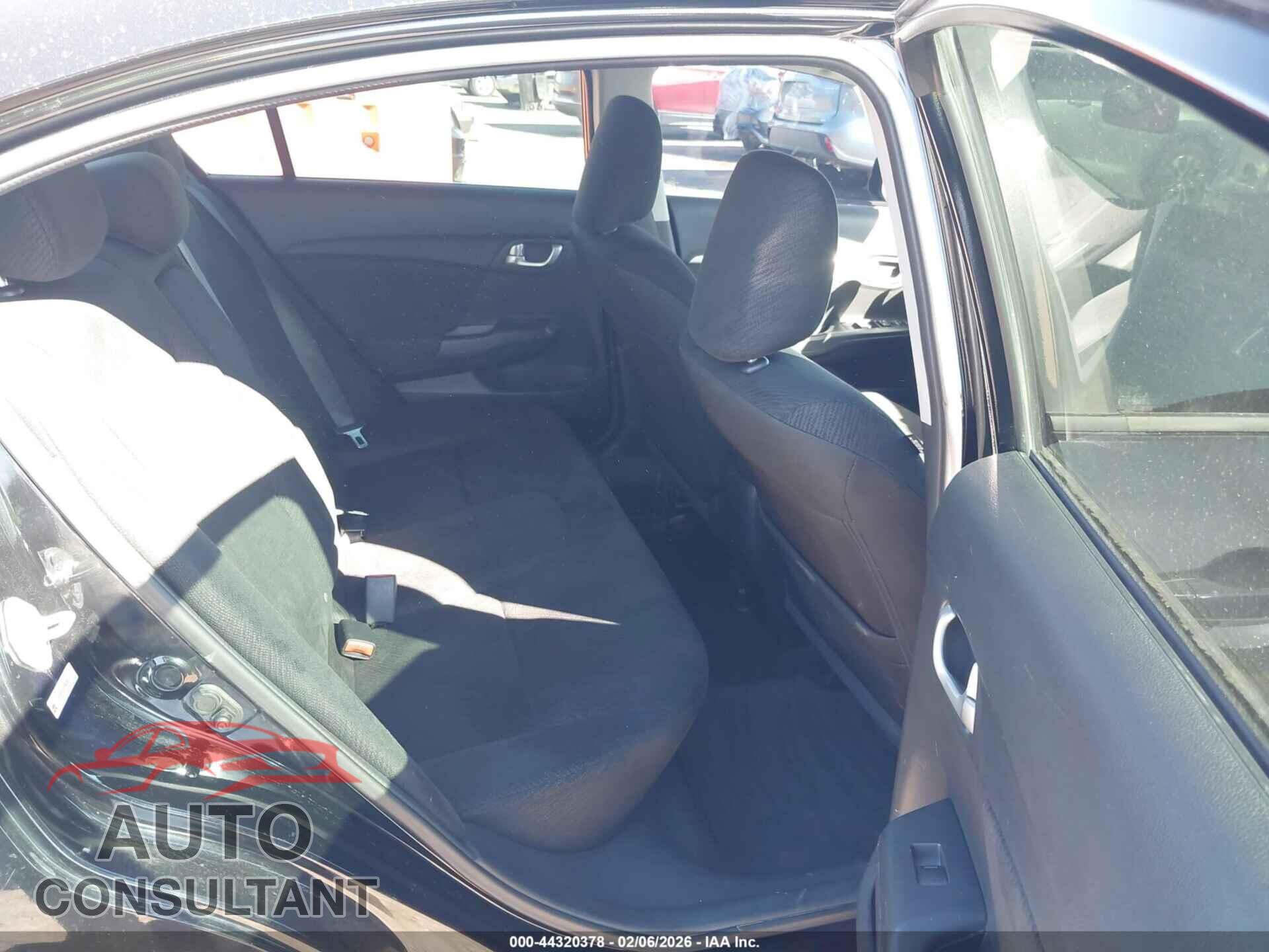 HONDA CIVIC 2013 - 2HGFB2F80DH559385