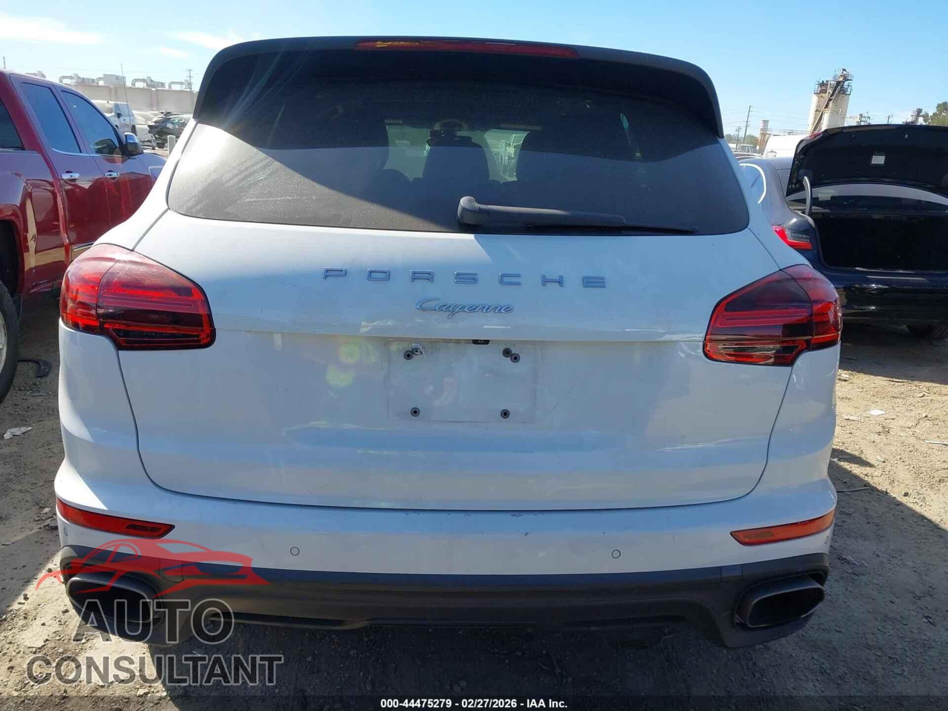PORSCHE CAYENNE 2017 - WP1AA2A24HKA89034
