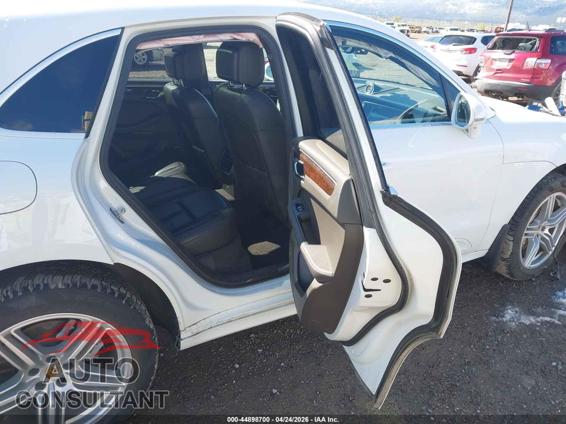 PORSCHE MACAN 2018 - WP1AB2A52JLB32938