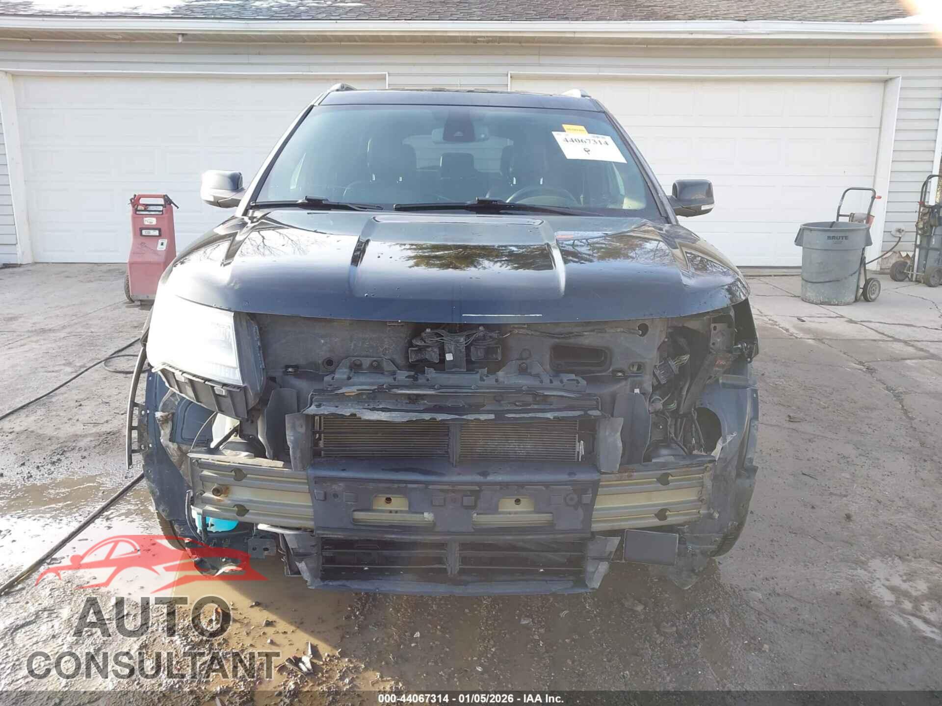 FORD EXPLORER 2018 - 1FM5K8D80JGB41993