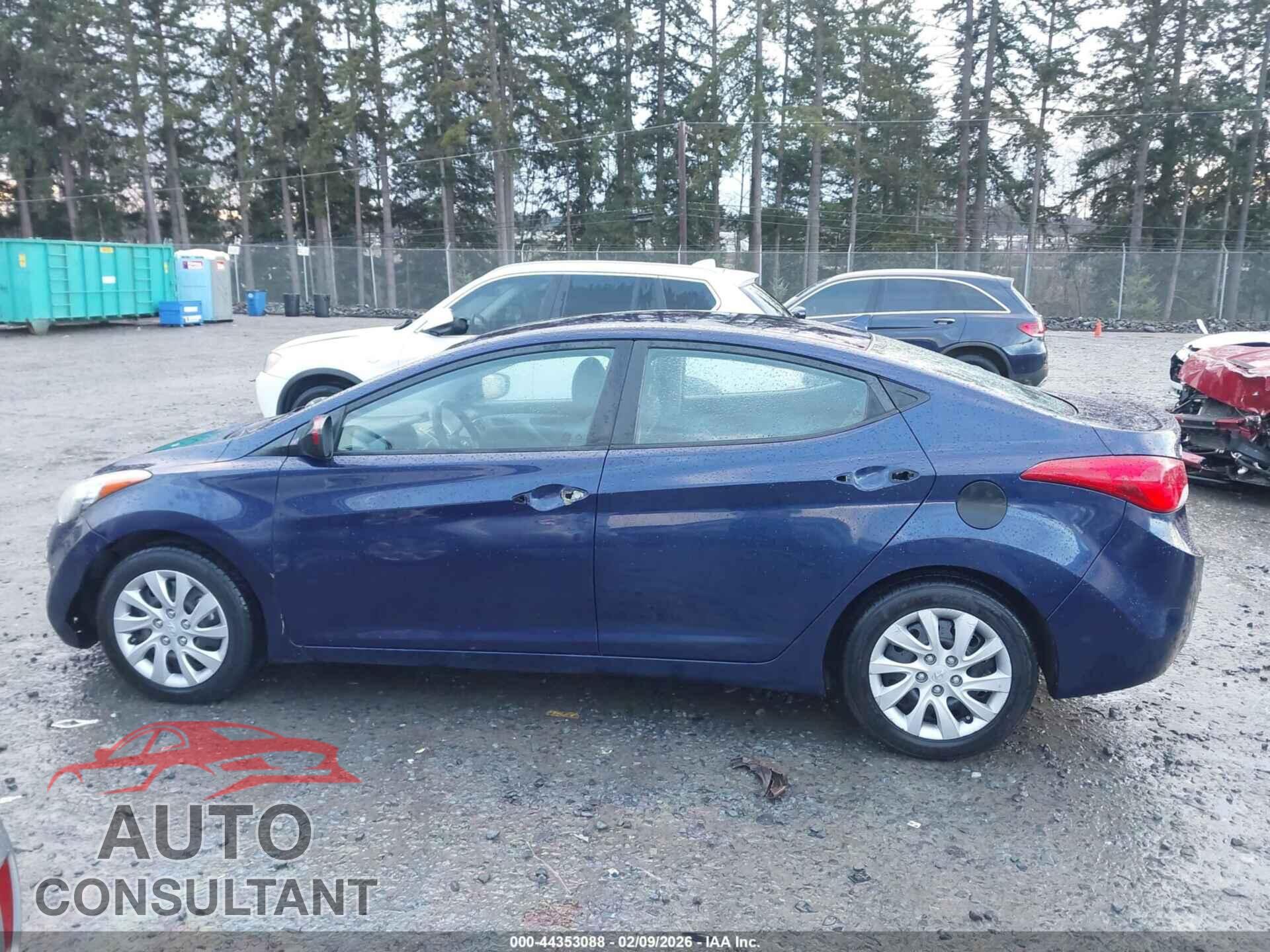 HYUNDAI ELANTRA 2011 - 5NPDH4AE7BH054624