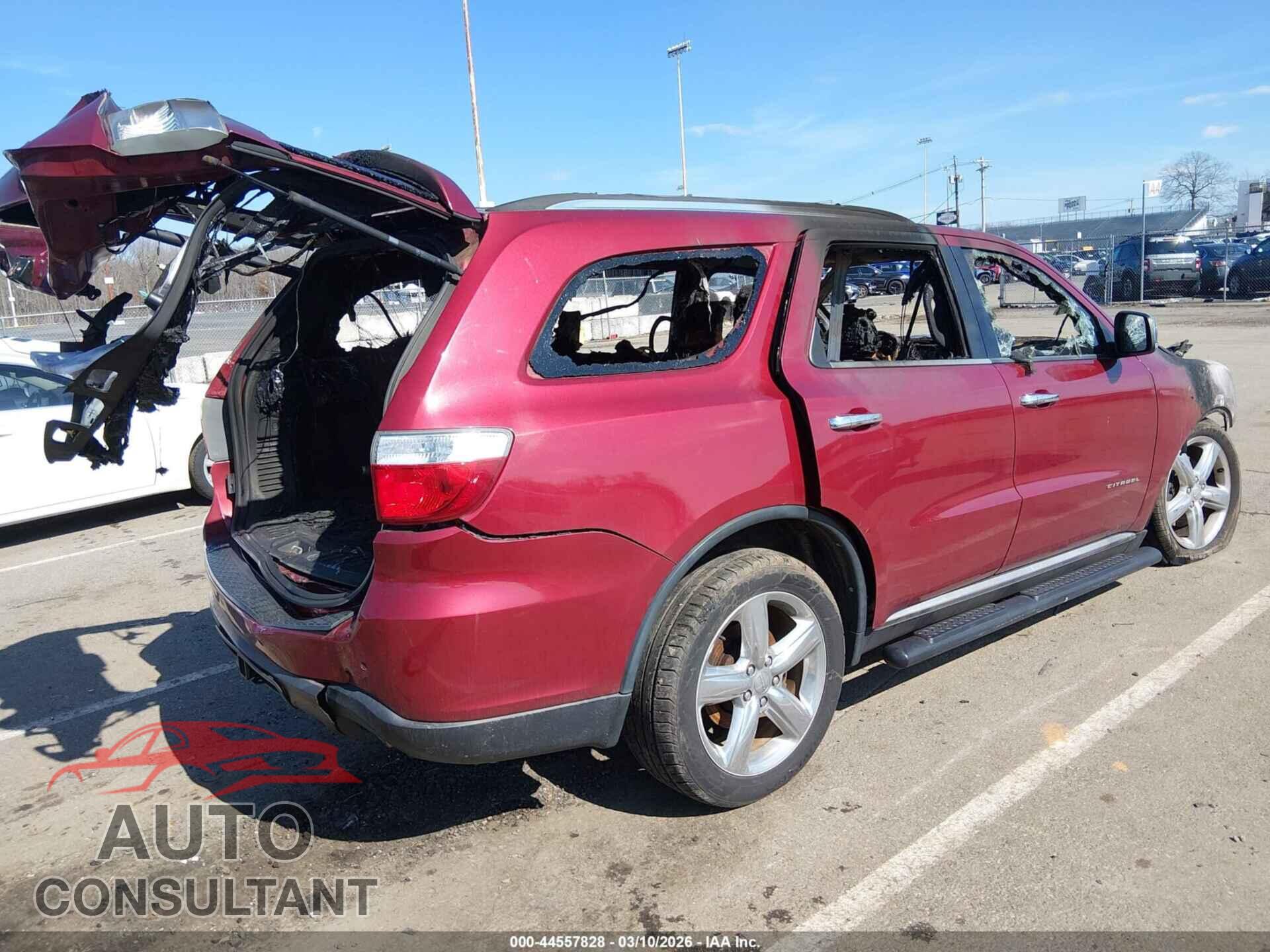 DODGE DURANGO 2013 - 1C4RDJEG5DC614232