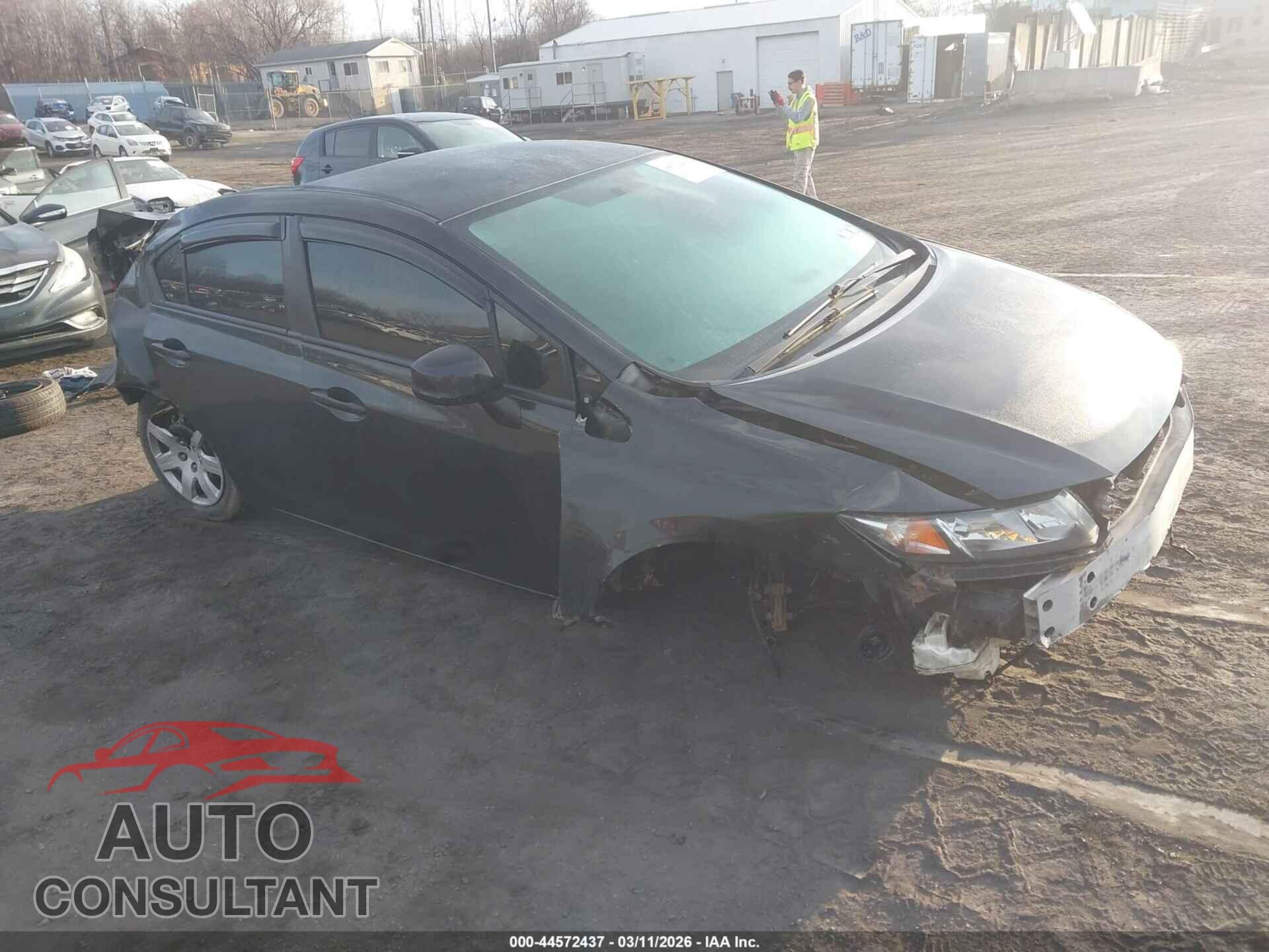 HONDA CIVIC 2013 - 19XFB2F55DE218807